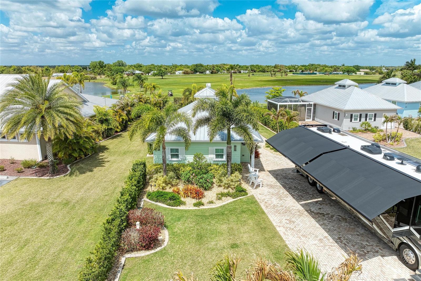 THORNTON CRK MOTORCOACH RESIDENCE - Residential