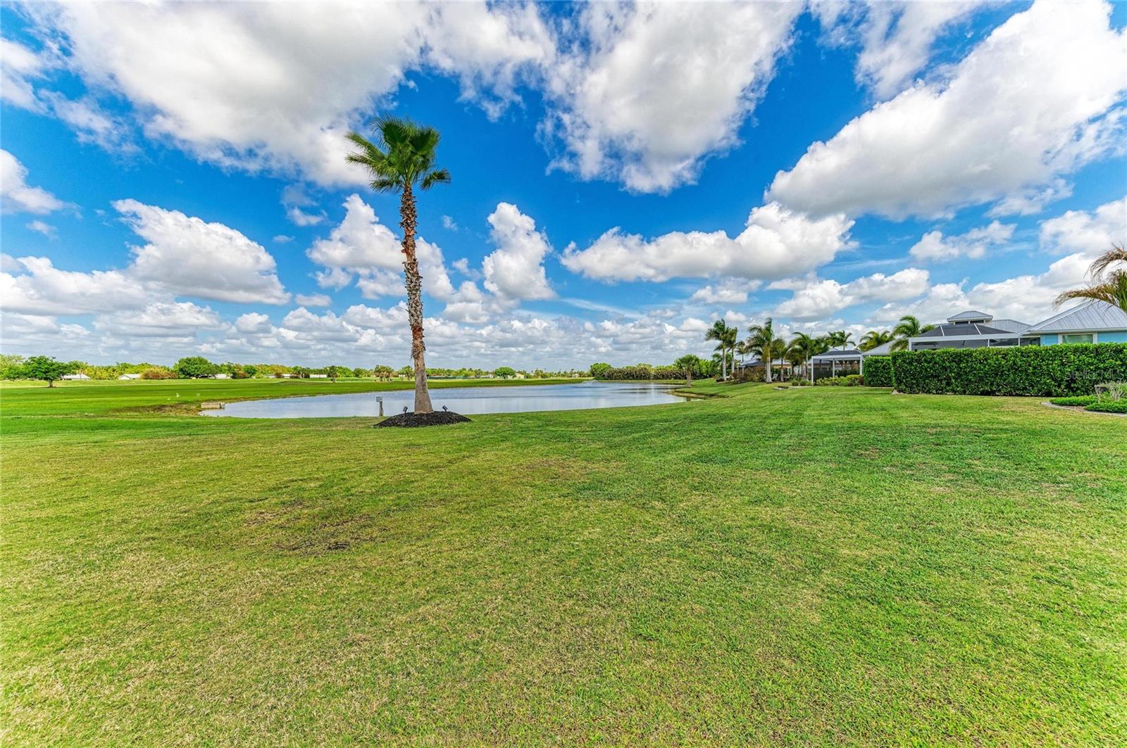 THORNTON CRK MOTORCOACH RESIDENCE - Residential