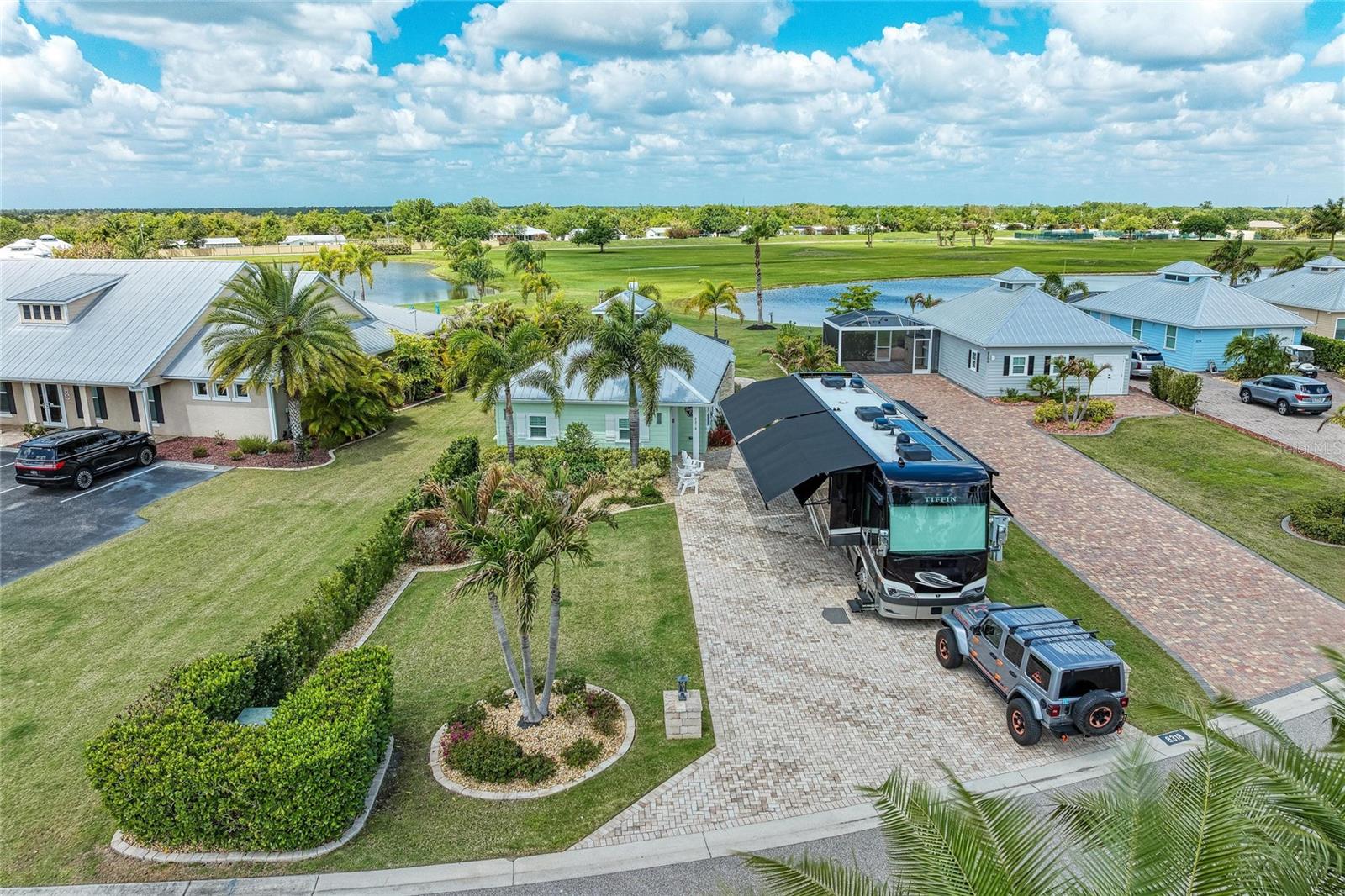 THORNTON CRK MOTORCOACH RESIDENCE - Residential