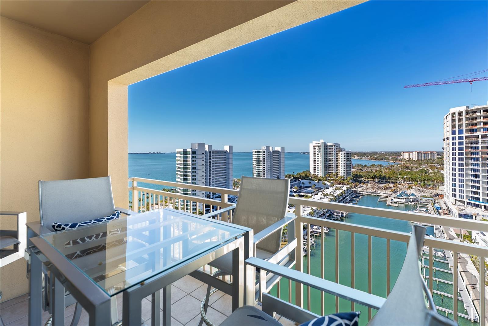 THE RESIDENCES - Residential