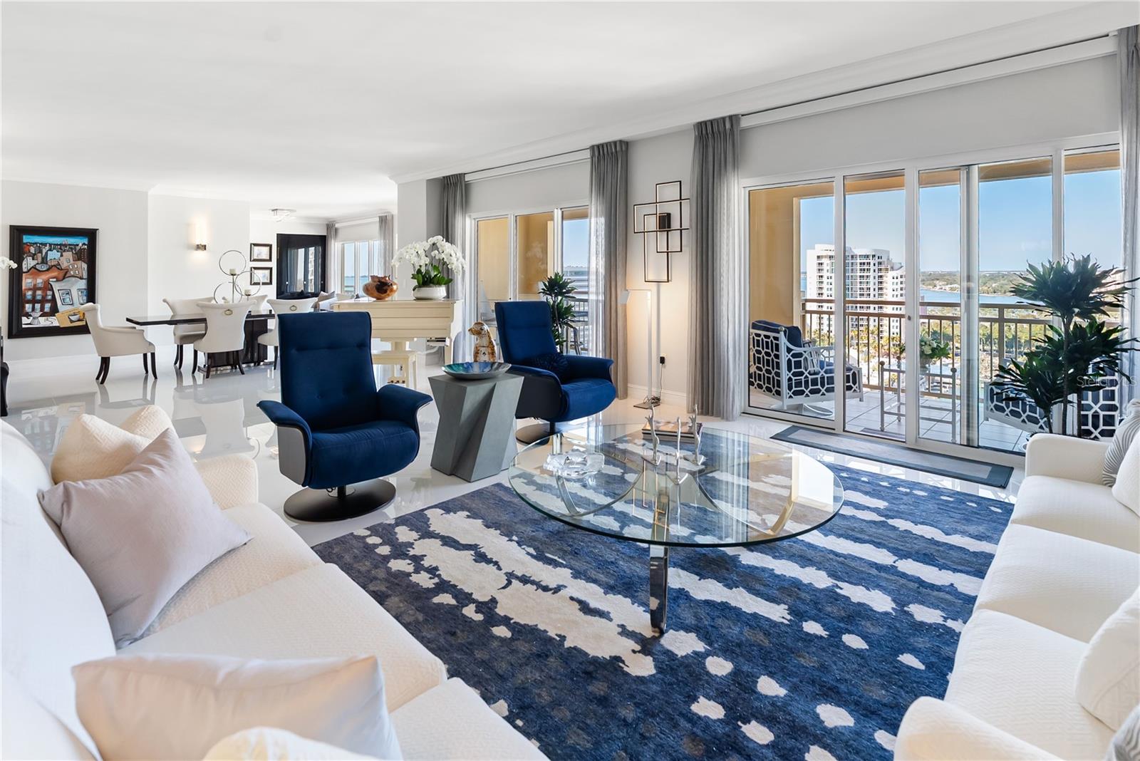 THE RESIDENCES - Residential