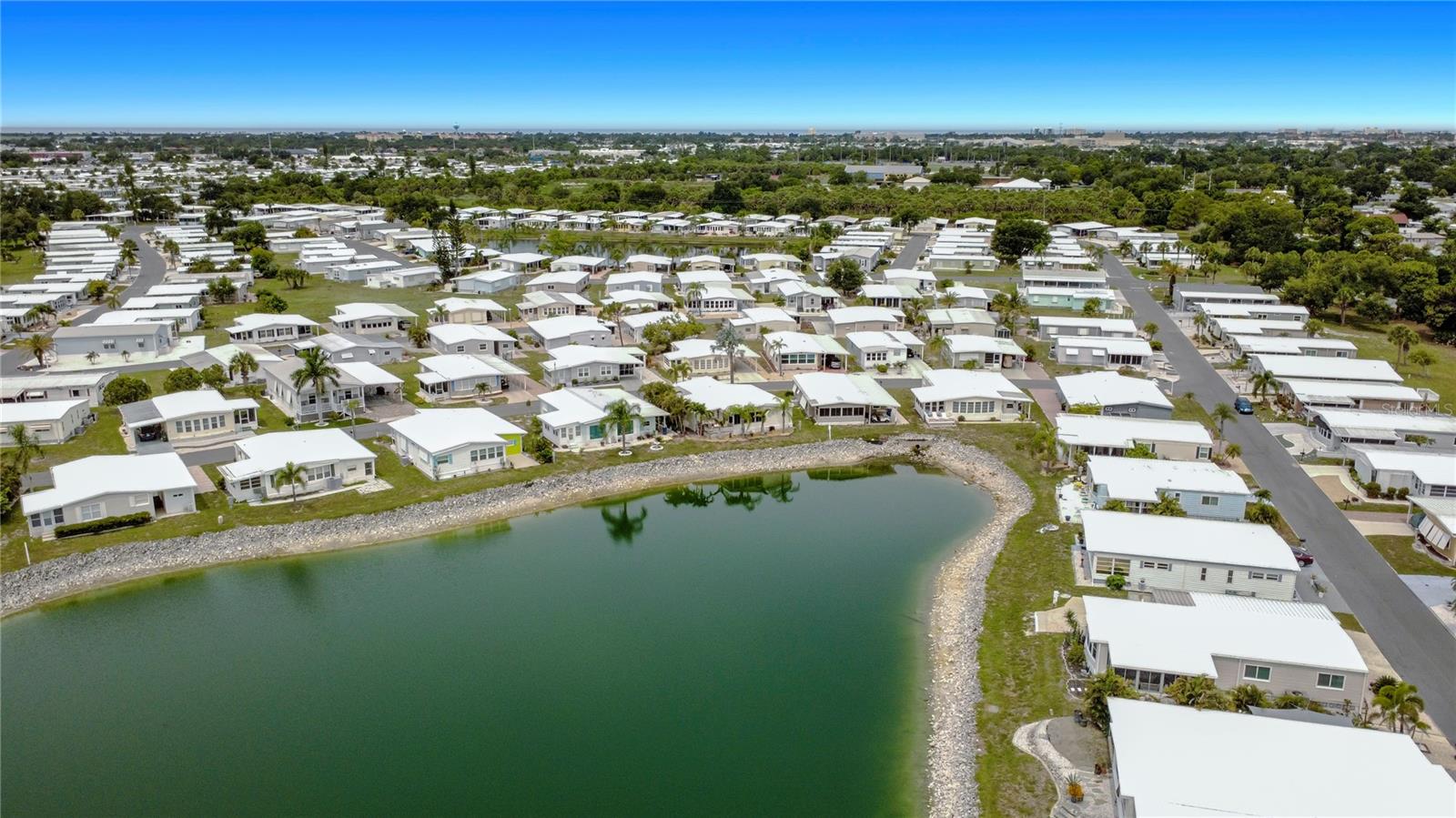 VENICE ISLE - Residential