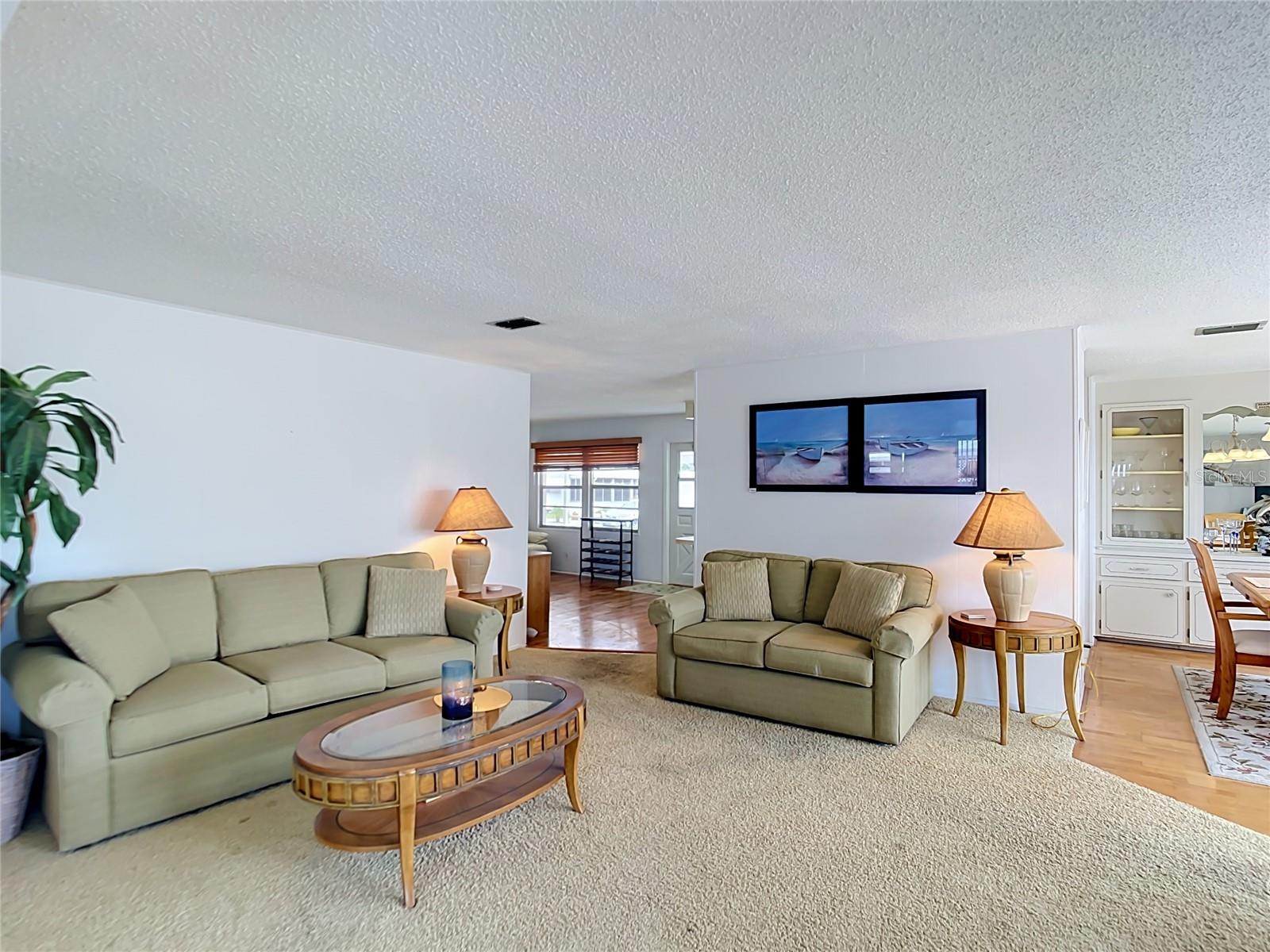 VENICE ISLE - Residential
