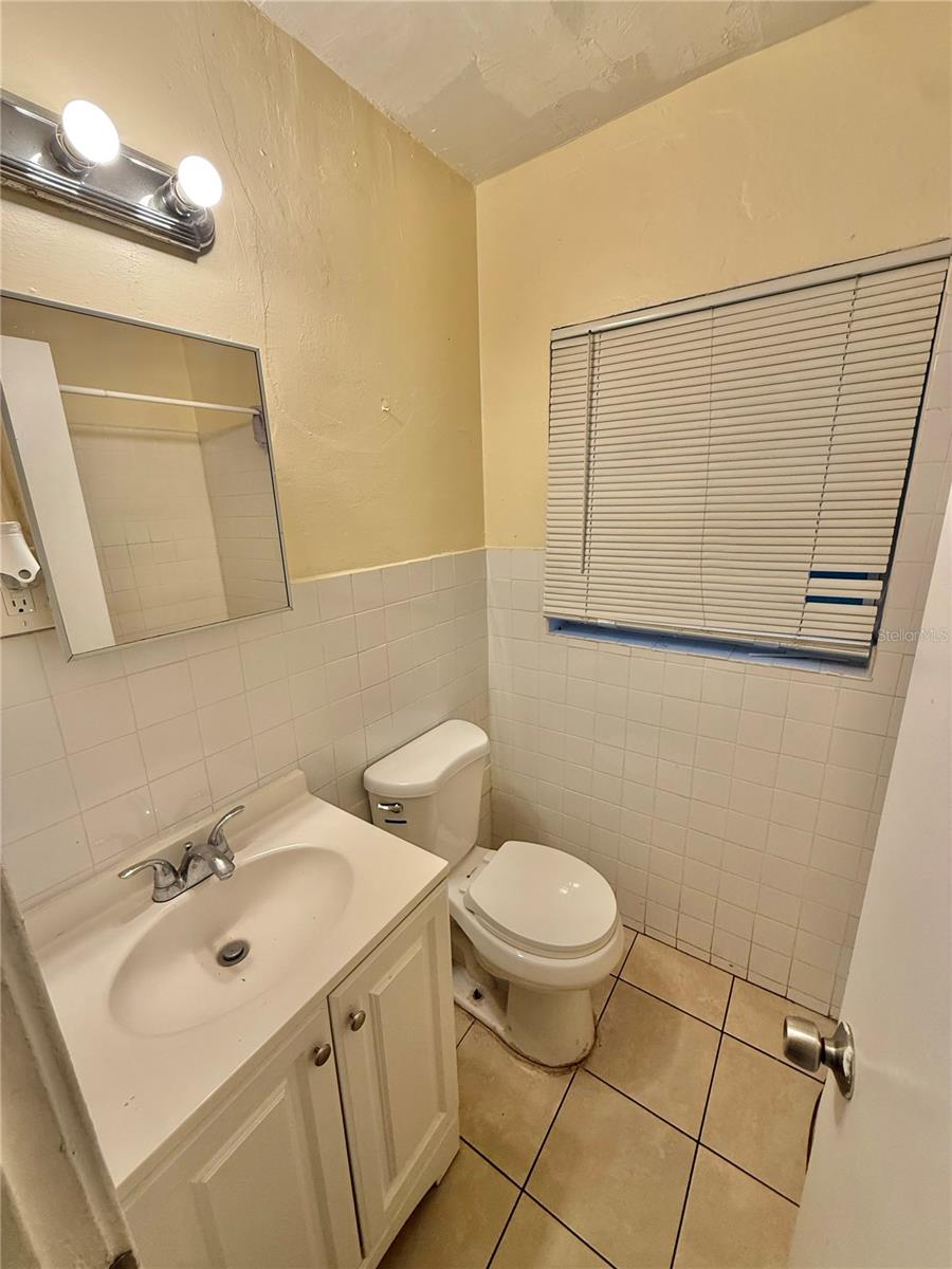 GLENWOOD PARK - Residential Lease
