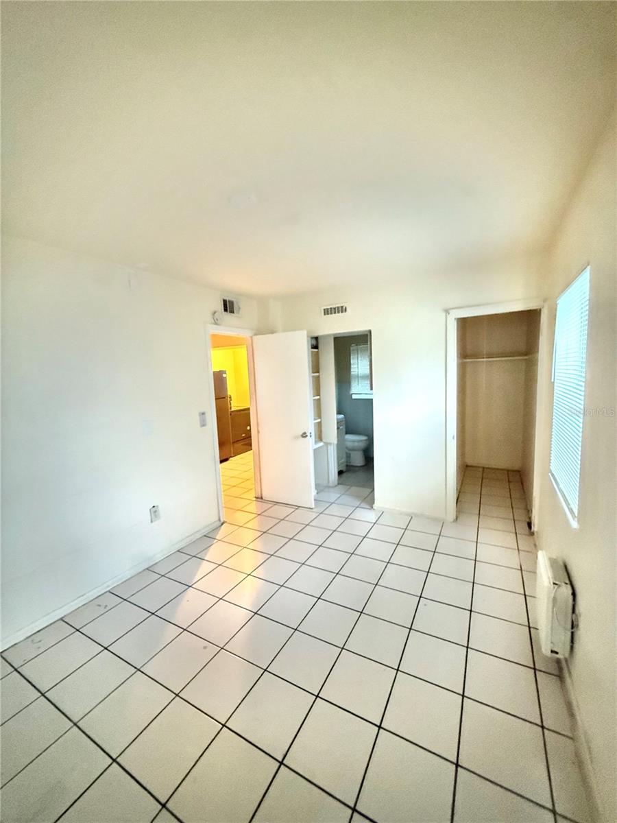 GLENWOOD PARK - Residential Lease