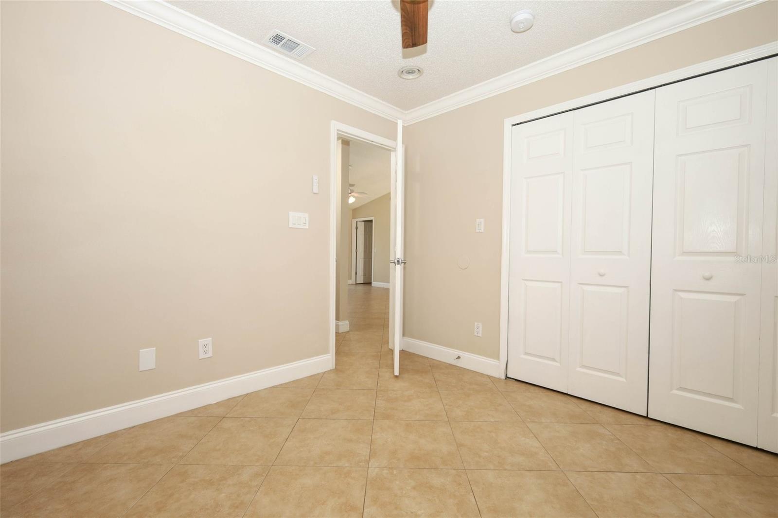 ALAFAYA WOODS - Residential