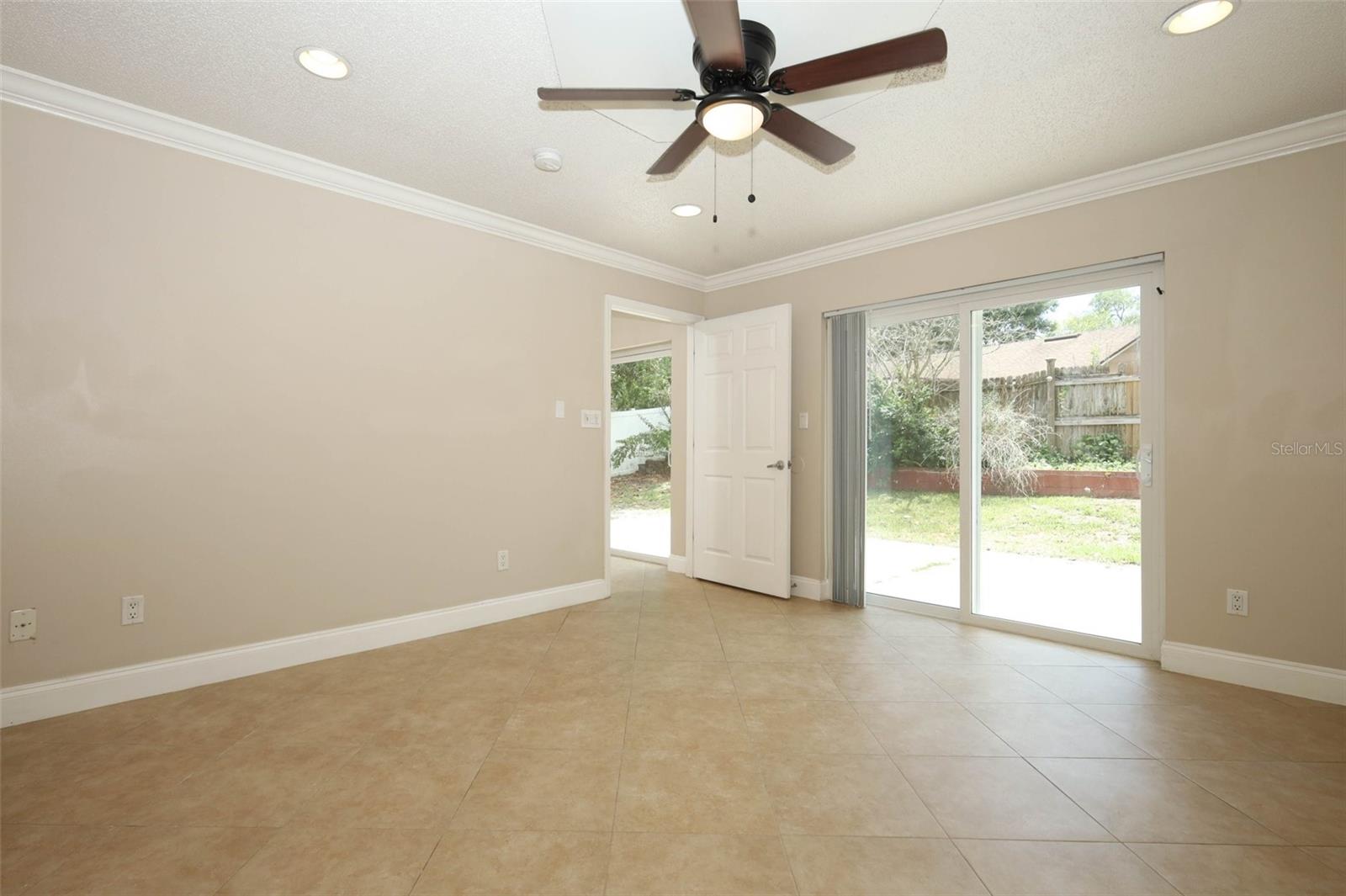 ALAFAYA WOODS - Residential