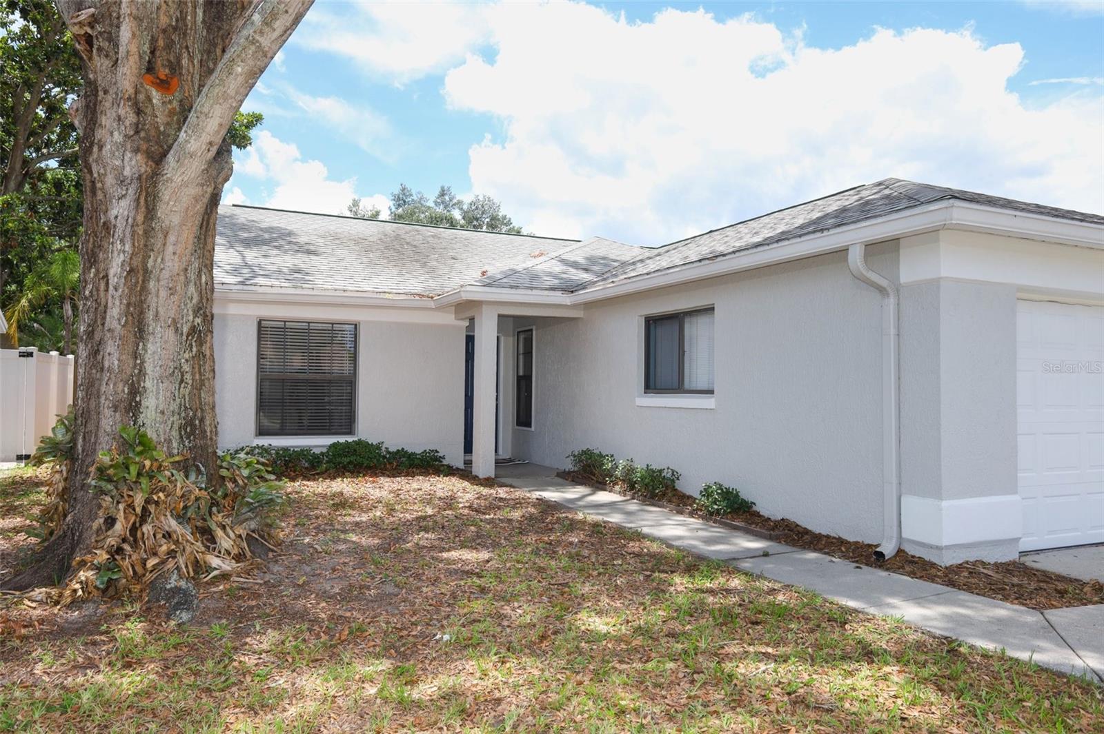 ALAFAYA WOODS - Residential