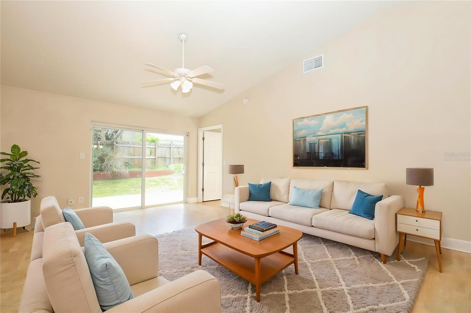 ALAFAYA WOODS - Residential