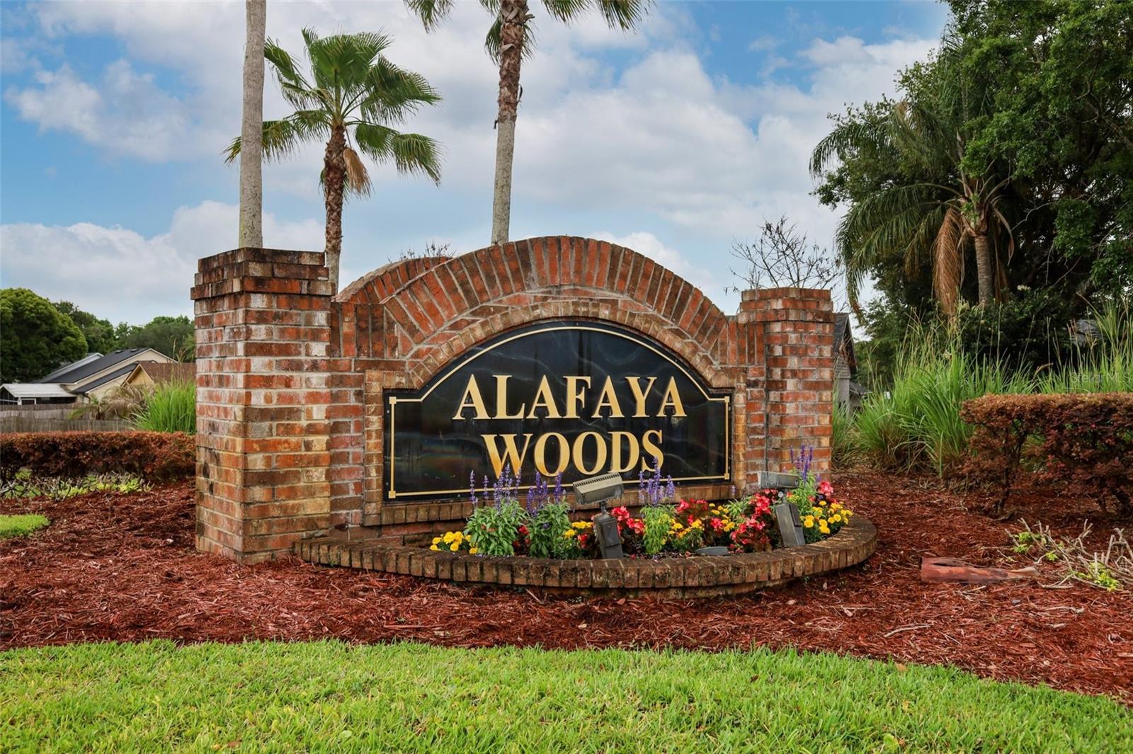ALAFAYA WOODS - Residential