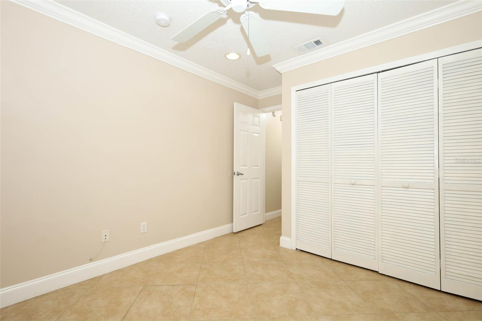 ALAFAYA WOODS - Residential
