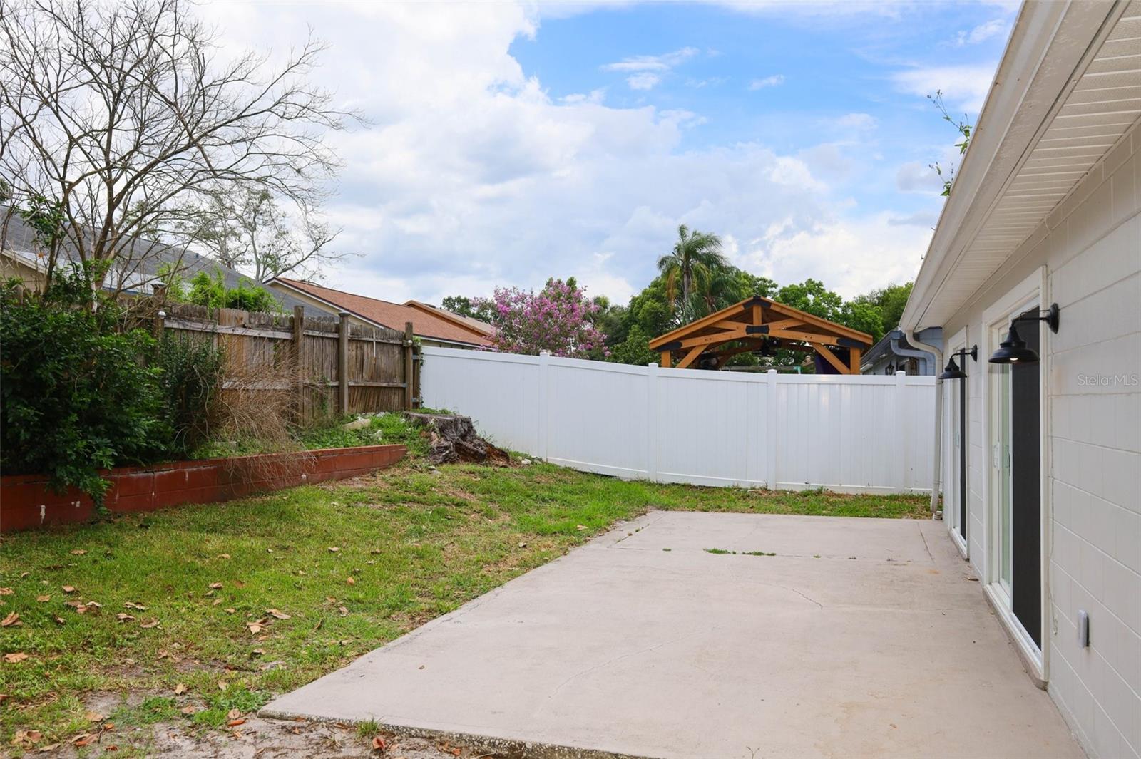 ALAFAYA WOODS - Residential