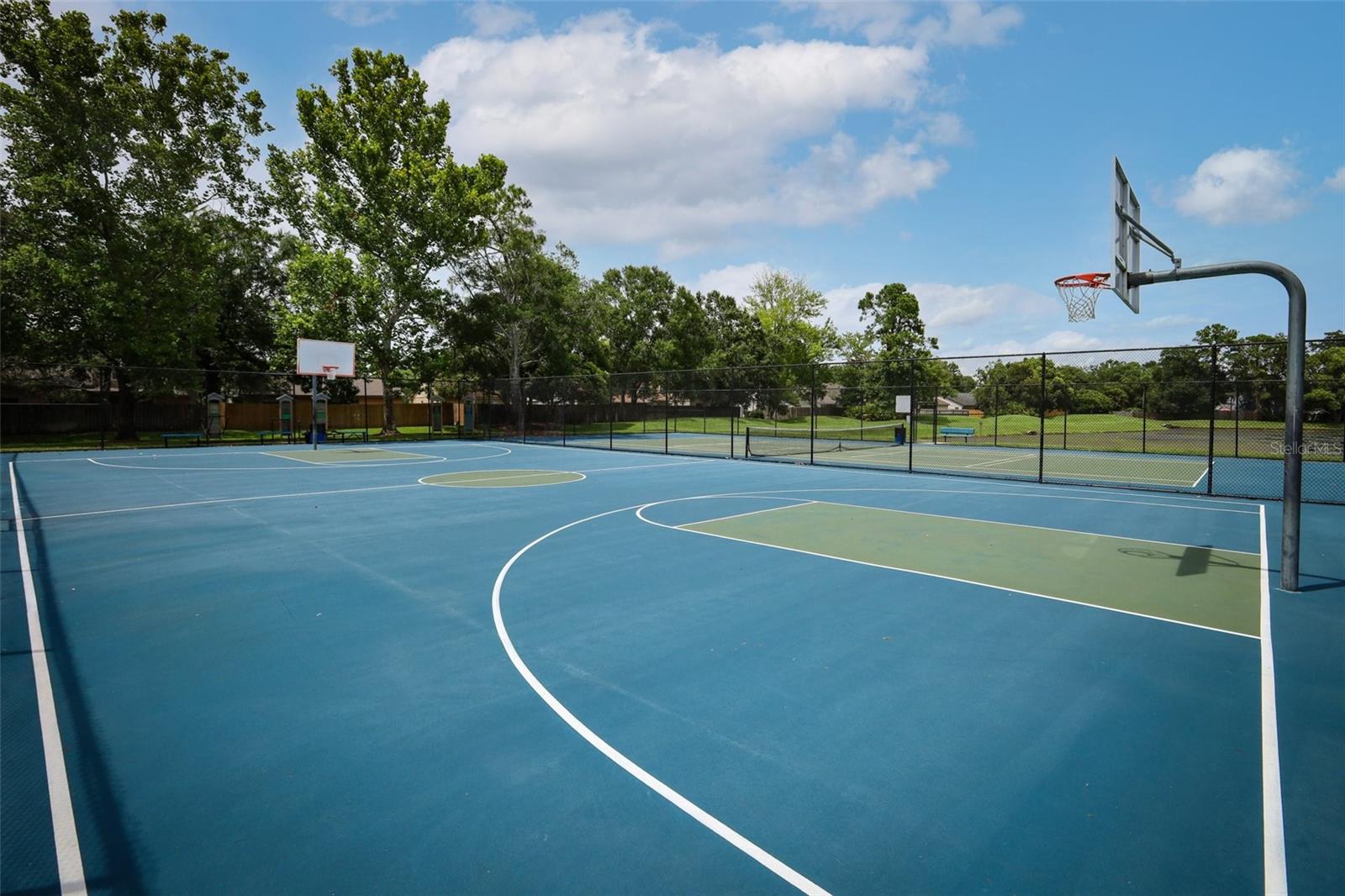 ALAFAYA WOODS - Residential