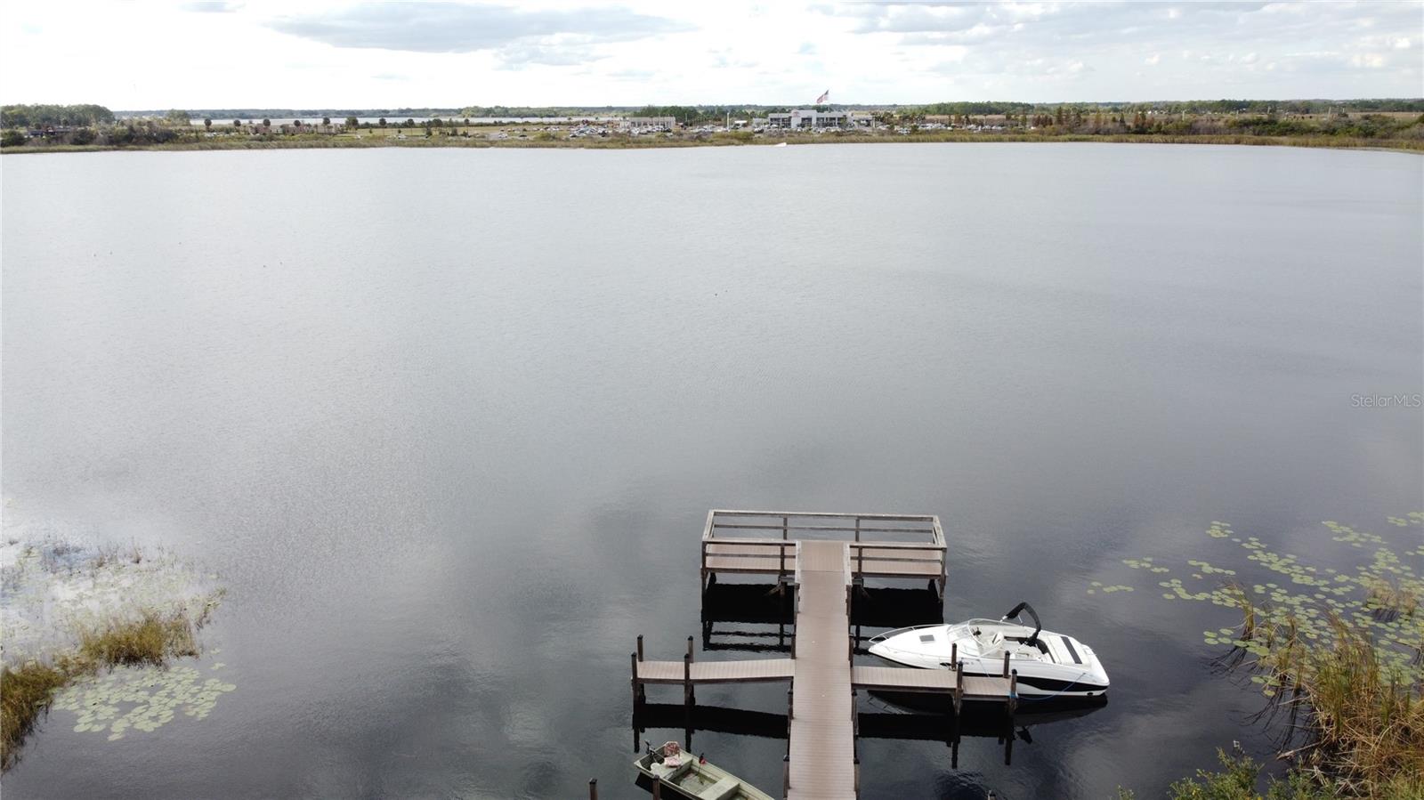 CALABAY PARC AT TOWER LAKE - Residential