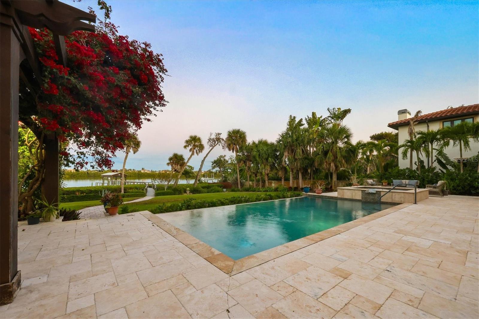 CASEY KEY - Residential