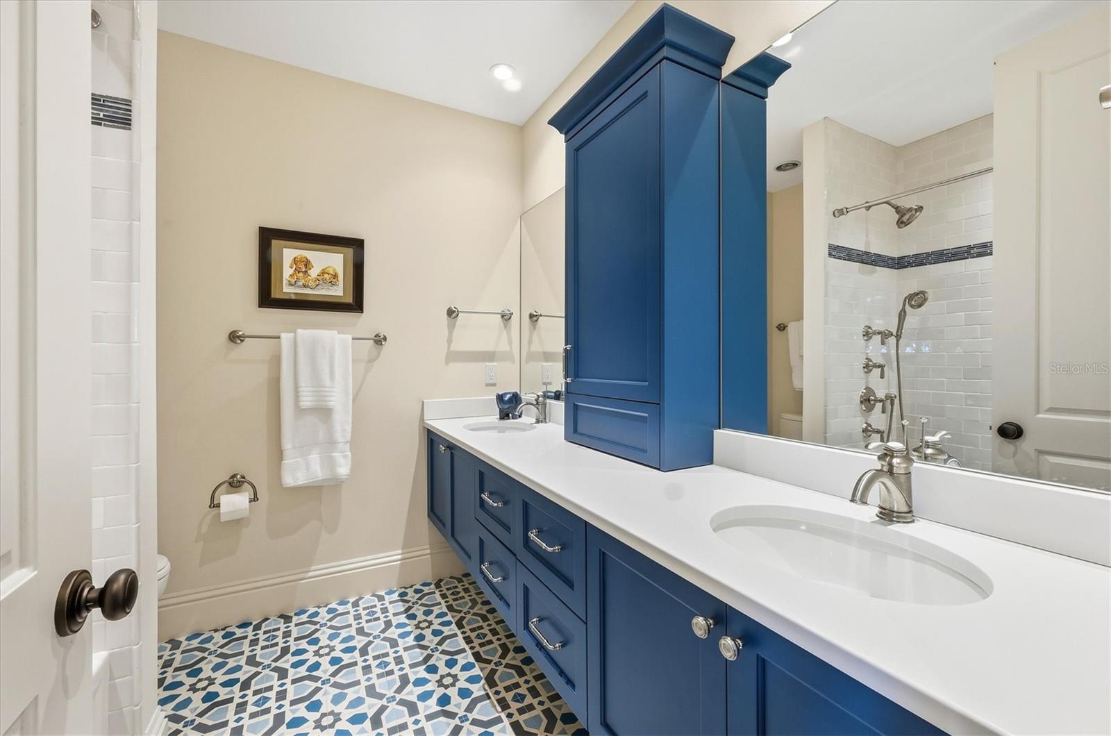 CASEY KEY - Residential