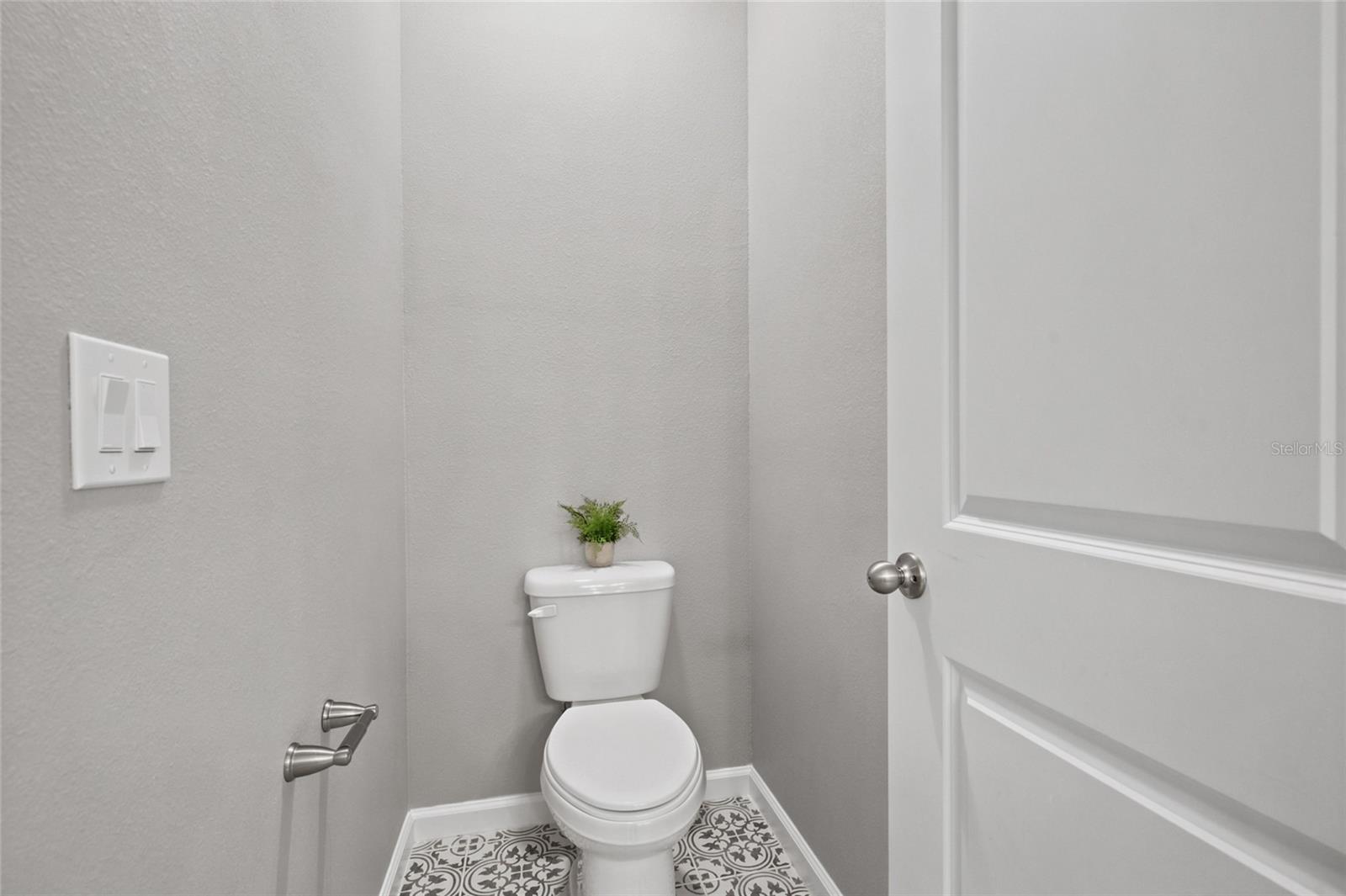 SEASONS/SILVER BASIN - Residential