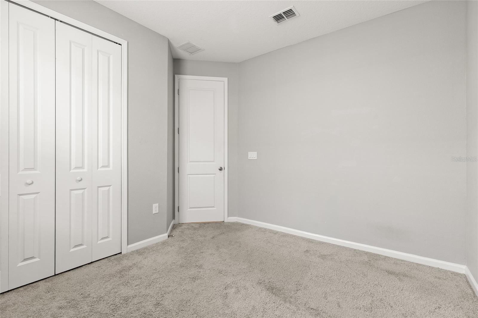 SEASONS/SILVER BASIN - Residential