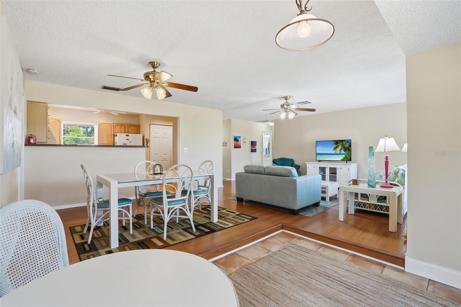 CALOOSA BAYVIEW CONDO PH A - Residential