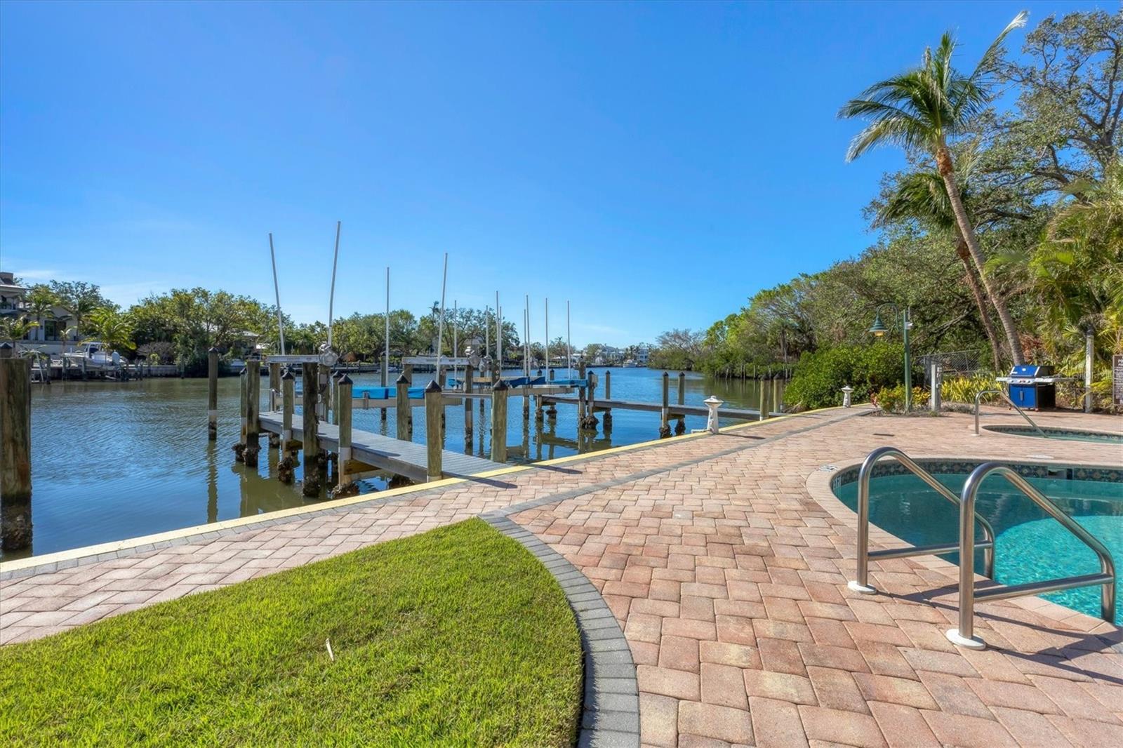 HUDSON CROSSING - Residential
