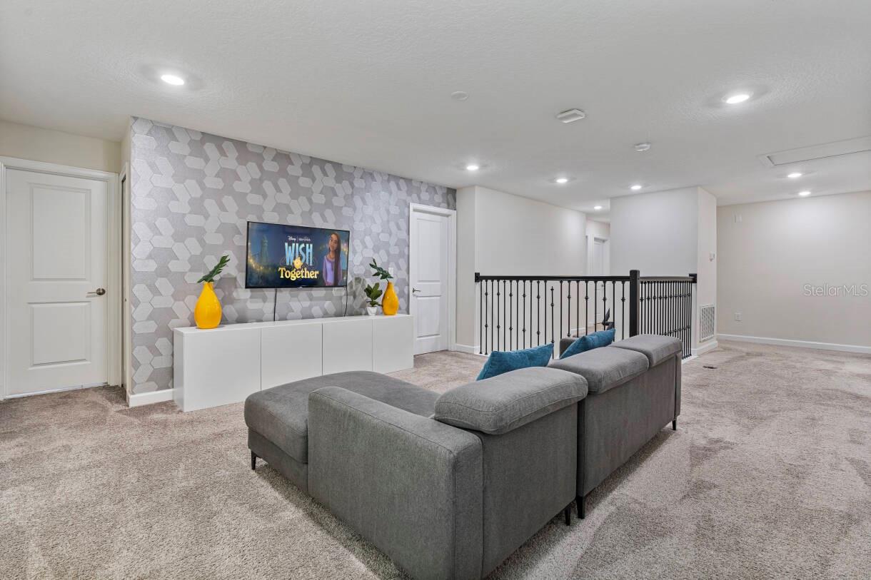COVE AT STOREY LAKE II - Residential