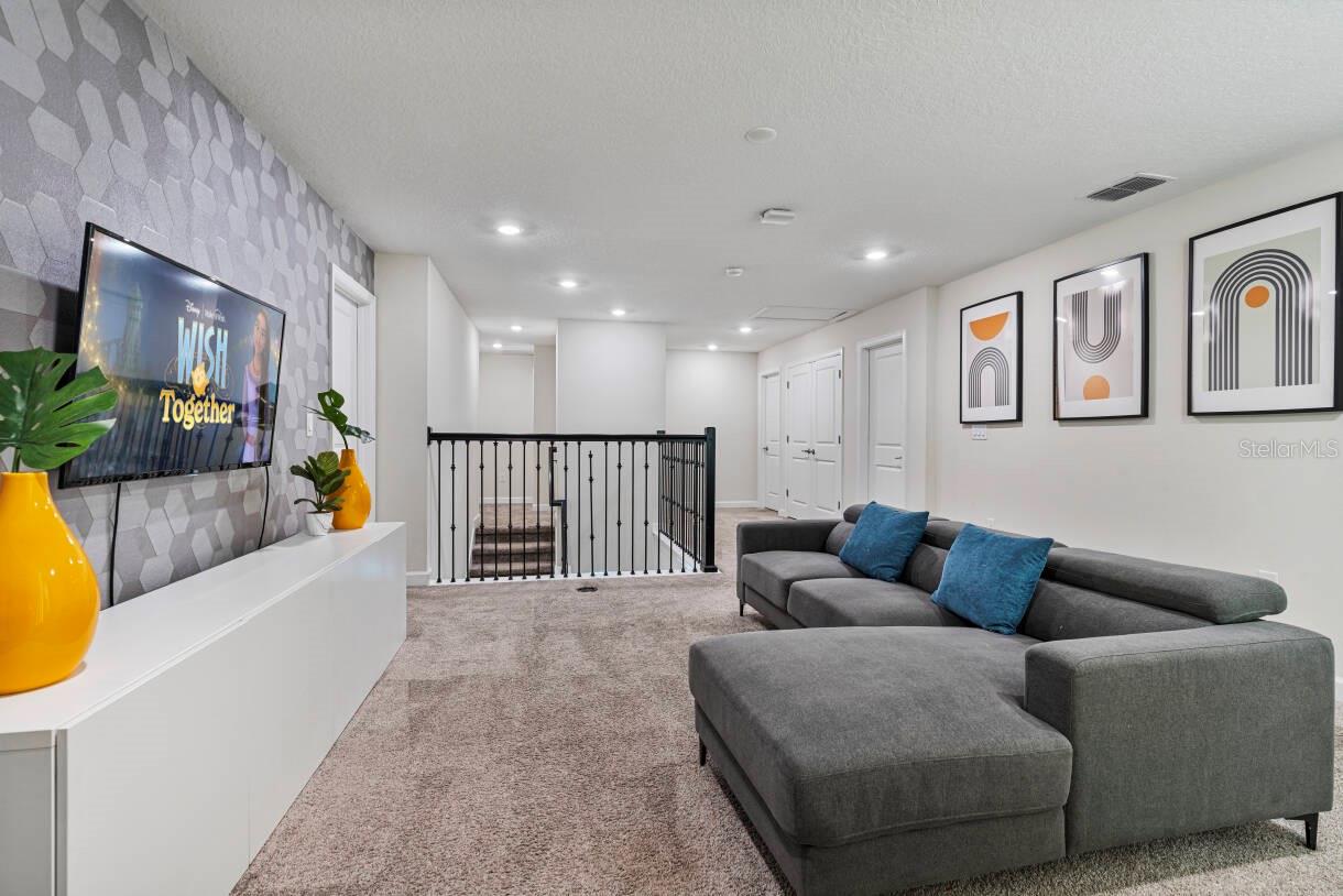COVE AT STOREY LAKE II - Residential