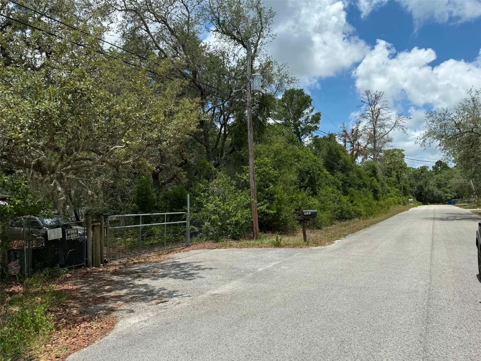 MOON LAKE ESTATES - Residential