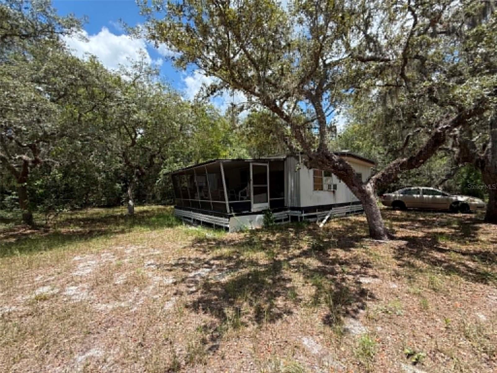 MOON LAKE ESTATES - Residential