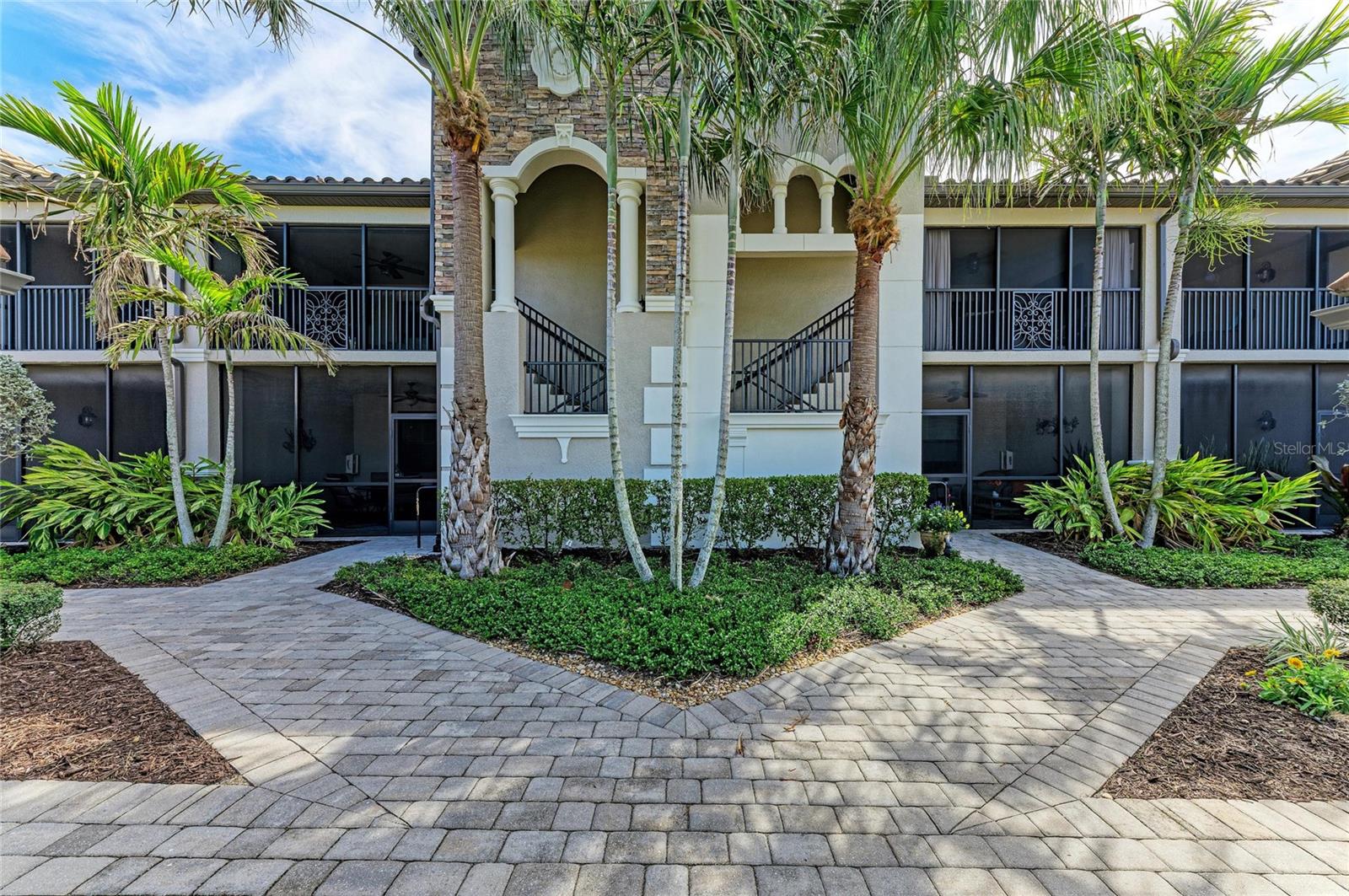 LAKEWOOD NATIONAL - Residential