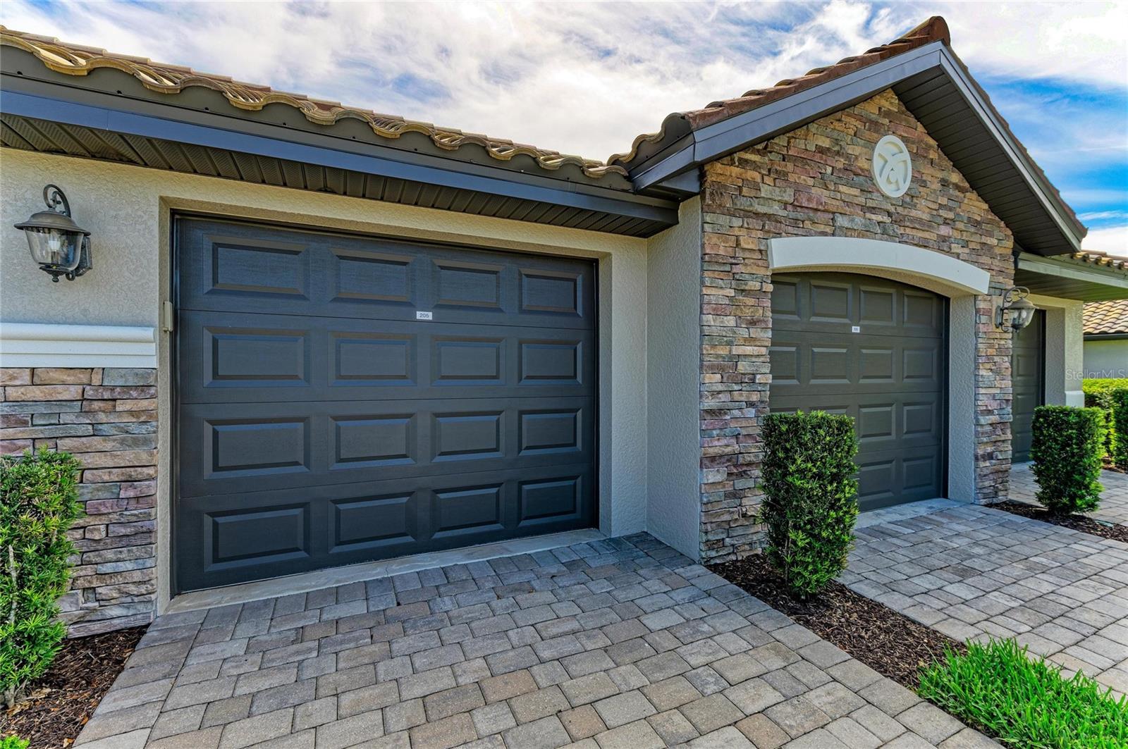 LAKEWOOD NATIONAL - Residential