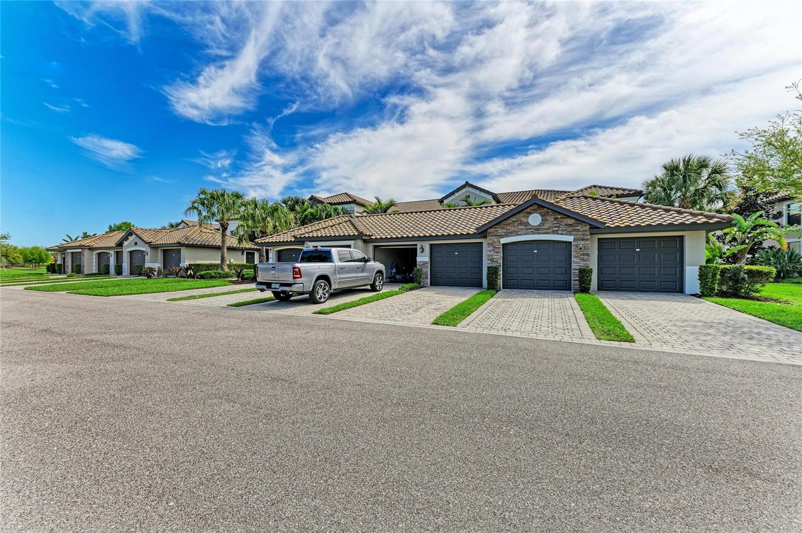 LAKEWOOD NATIONAL - Residential
