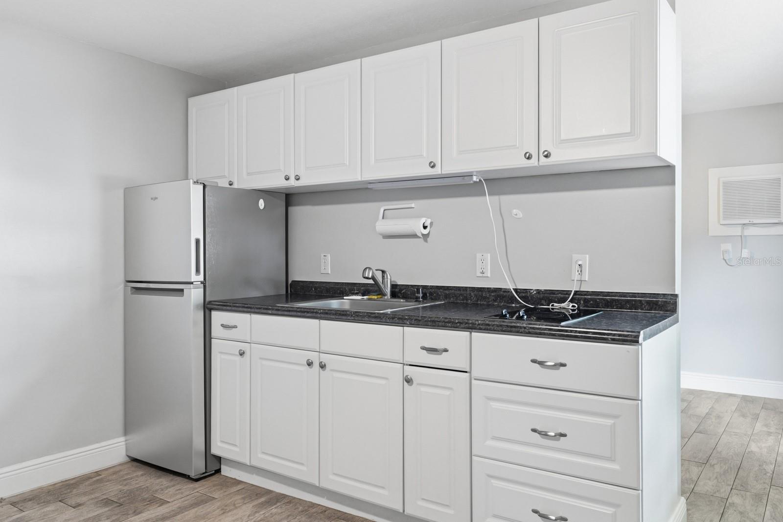 UNPLATTED - Residential Lease