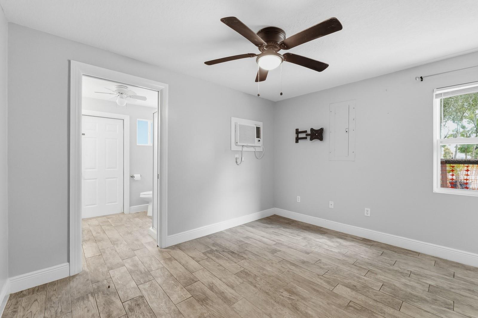 UNPLATTED - Residential Lease