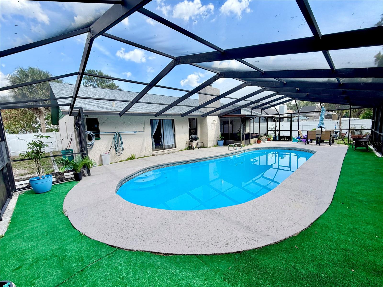 COUNTRY PLACE UNIT VI - Residential