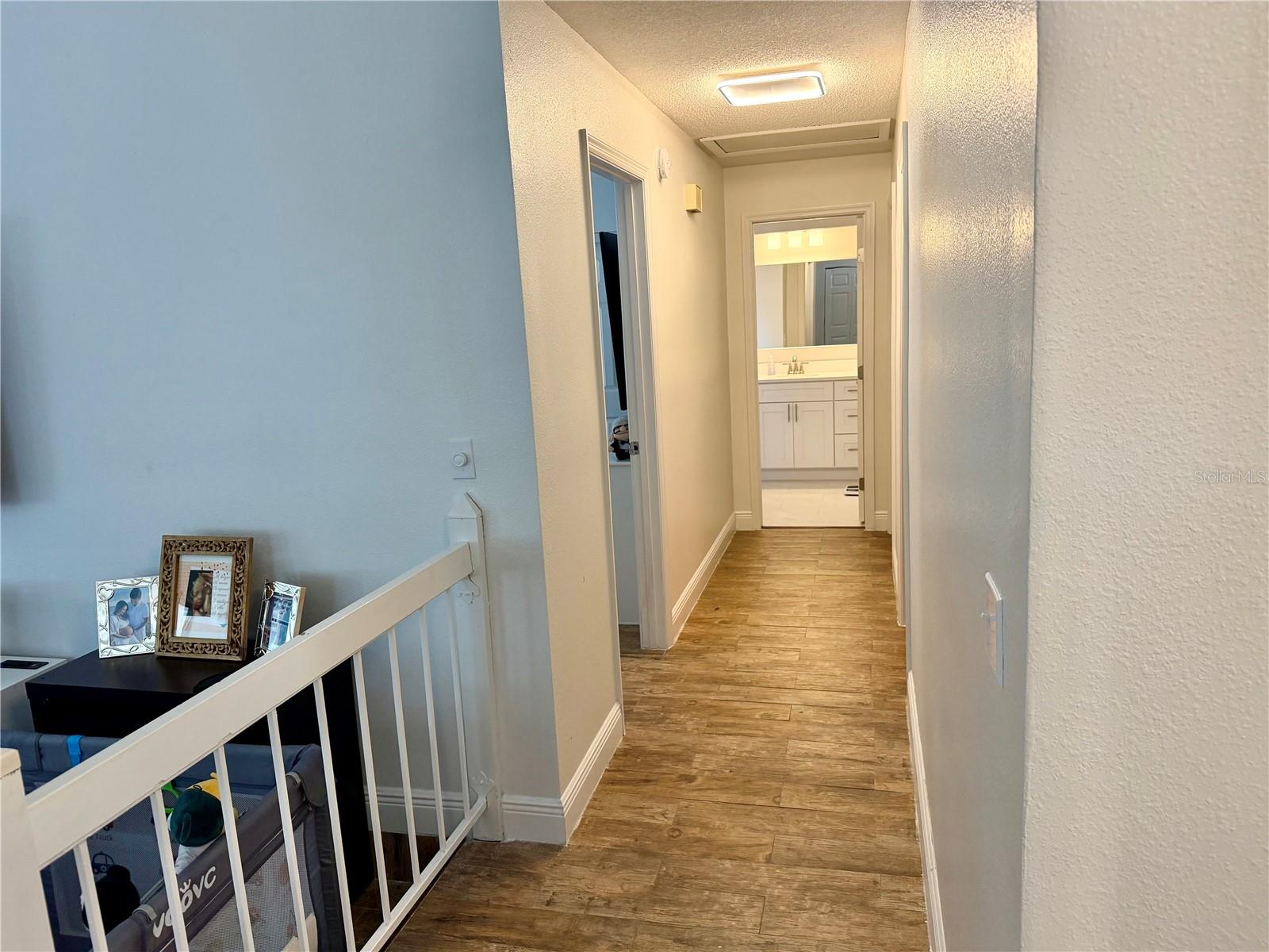 COUNTRY PLACE UNIT VI - Residential
