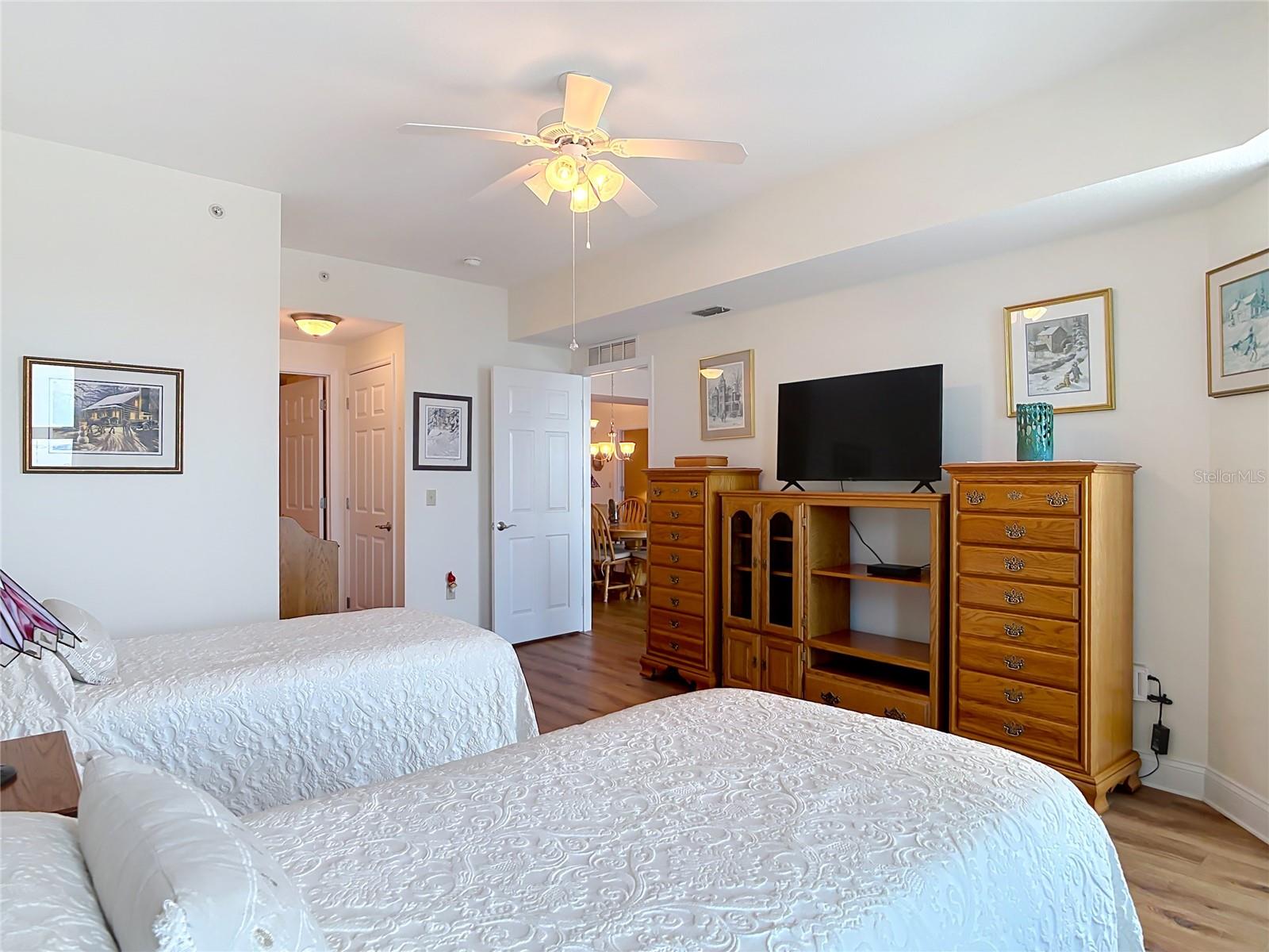 HALIFAX LANDING - Residential