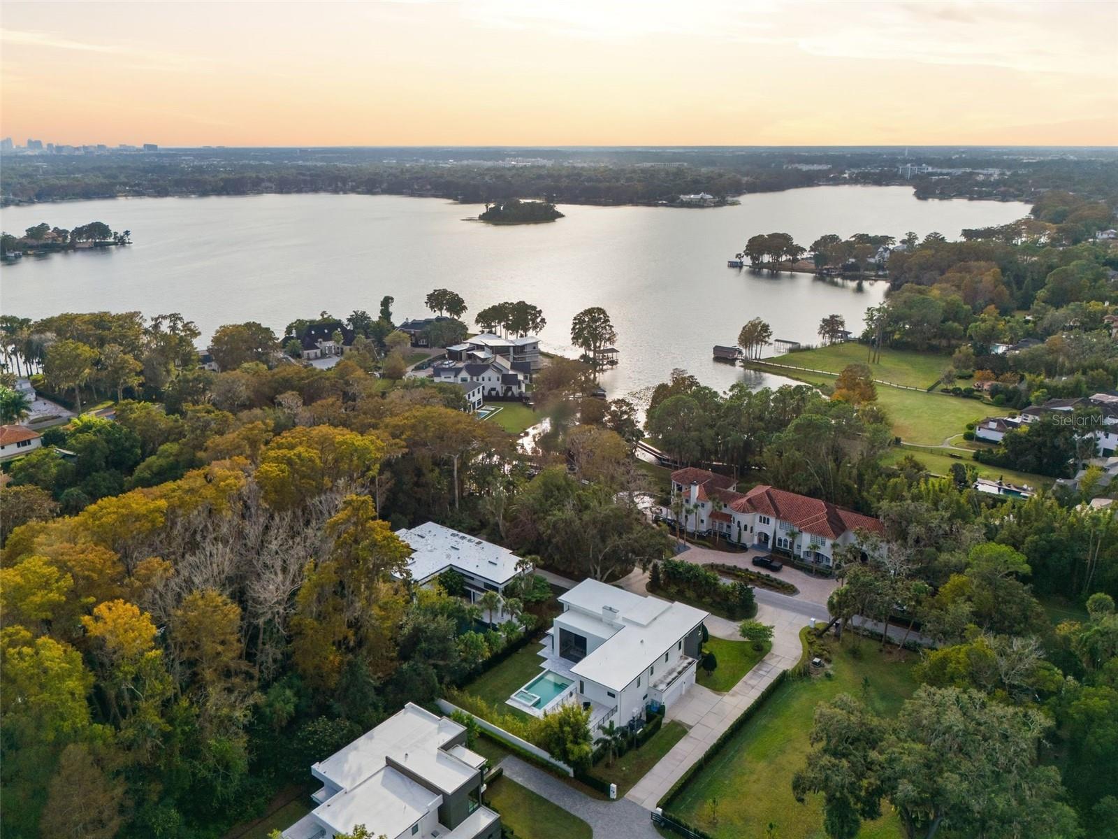 LAKE MAITLAND OWL PRESERVE - Residential