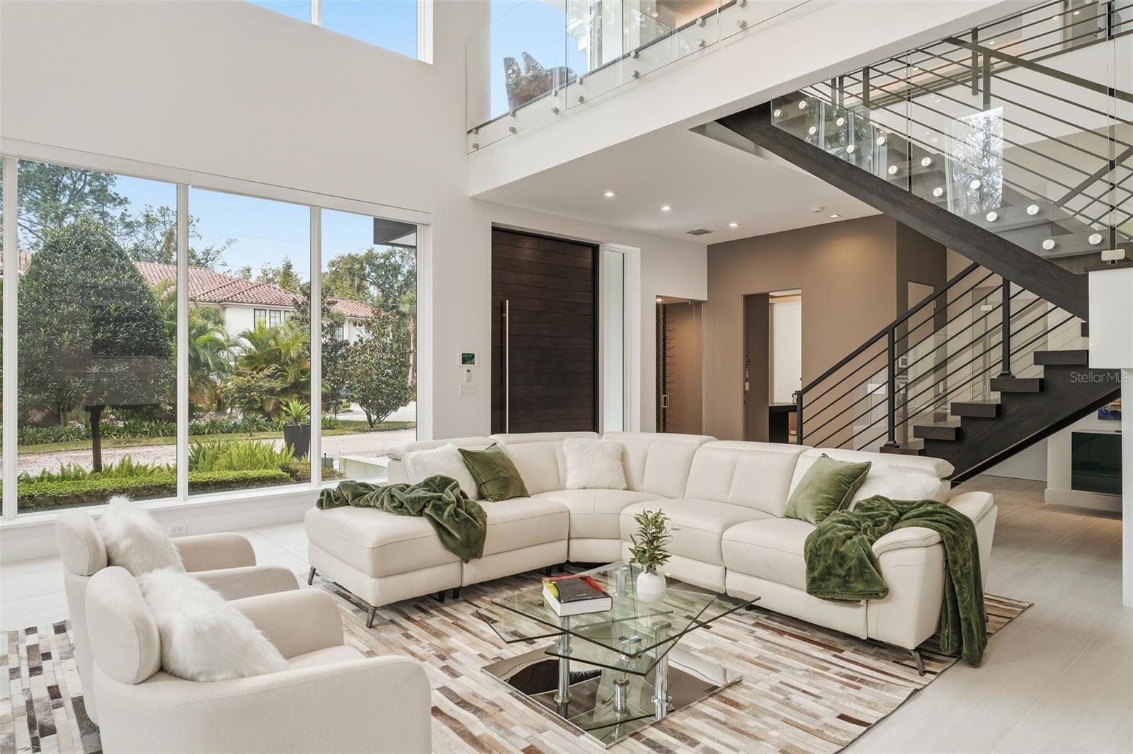 LAKE MAITLAND OWL PRESERVE - Residential