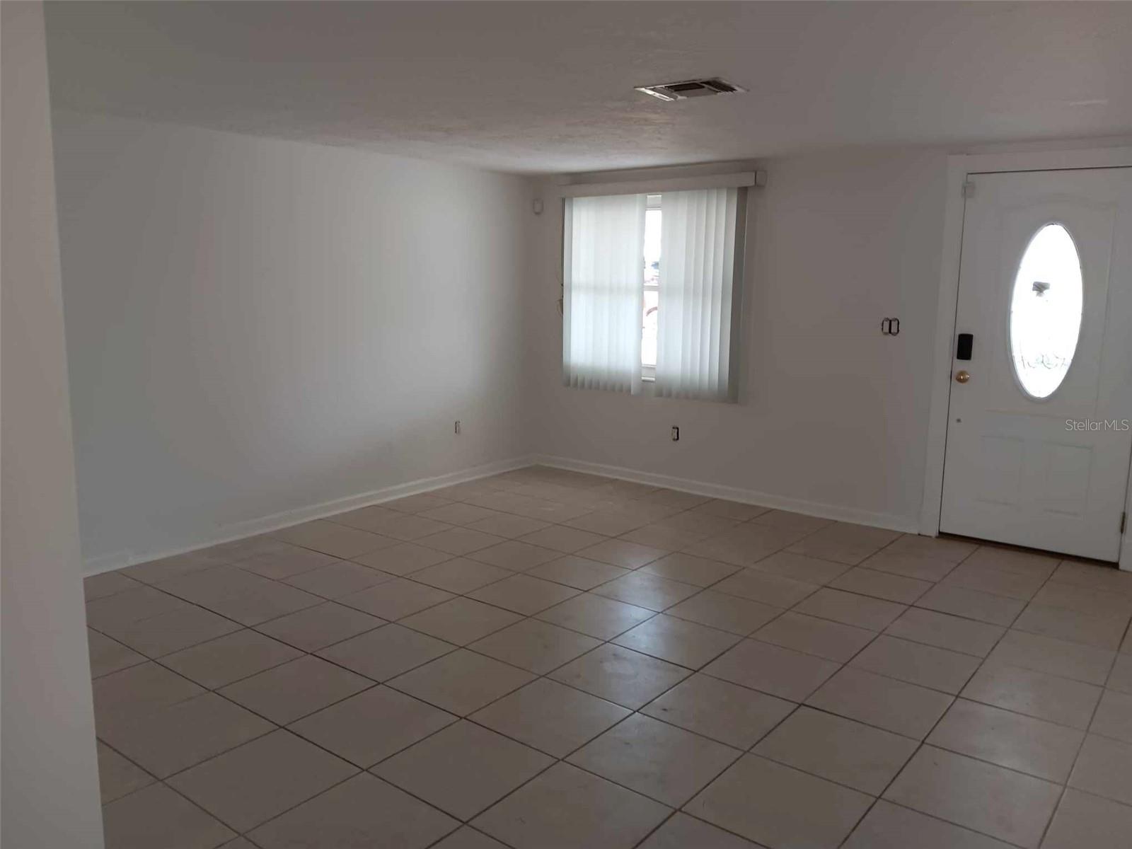 TAHITIAN HOMES - Residential Lease