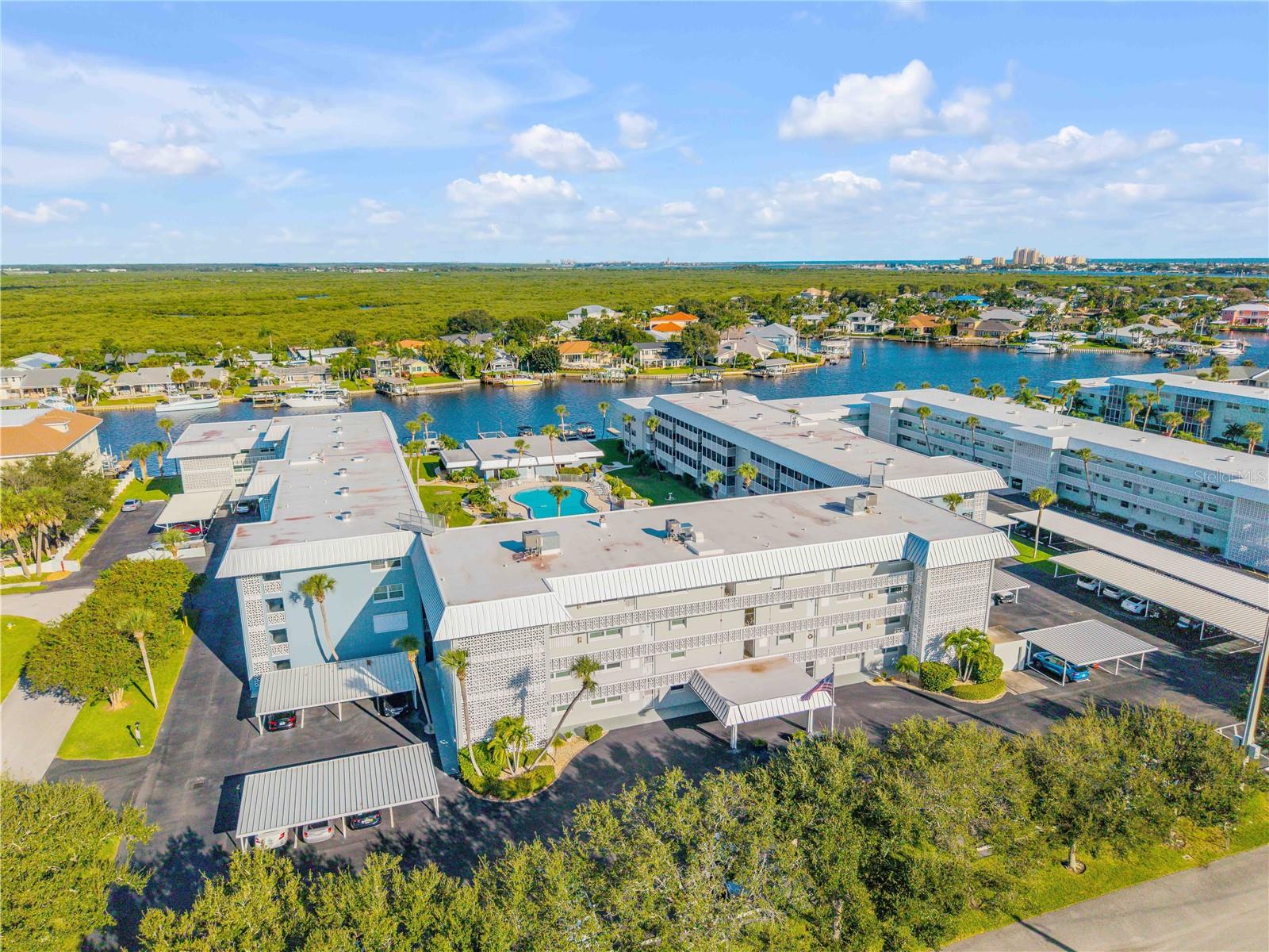 WATERWAY WEST CONDO - Residential