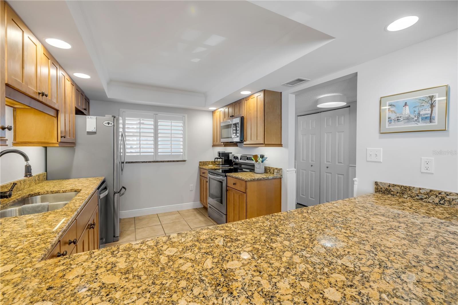 WATERWAY WEST CONDO - Residential