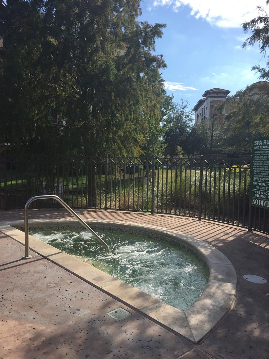 FLORIDAYS ORLANDO RESIDENCE - Residential