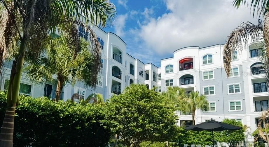 Big city energy meets effortless living at The Grande Downtown Orlando. This bright and inviting 1-bedroom, 1-bath residence features an open layout, beautiful laminate flooring throughout the living and dining areas, and a private balcony perfect for enjoying your morning coffee or unwinding after a busy day.
Water is included, adding extra convenience to everyday living. Just moments from Lake Eola, Thornton Park, the Dr. Phillips Center, dining, entertainment, and all the excitement of Downtown Orlando, you’ll love having the city at your doorstep.