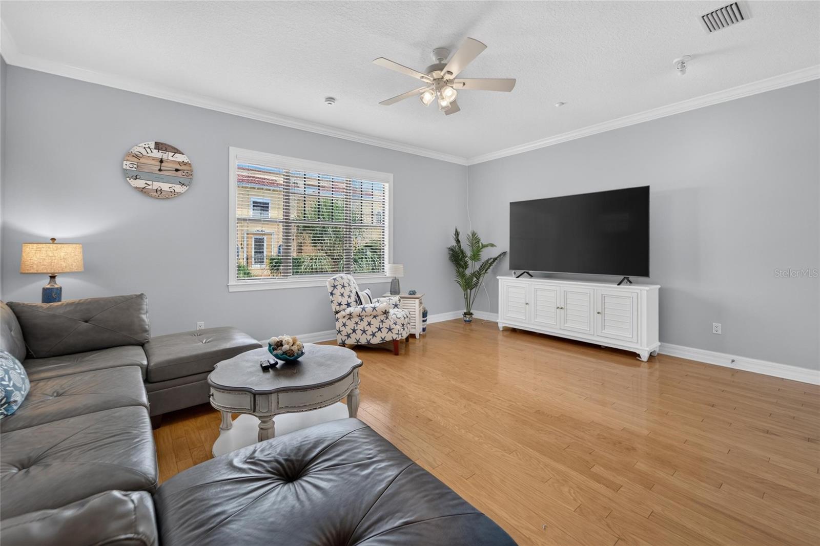 BRISA DEL MAR TWNHMS - Residential