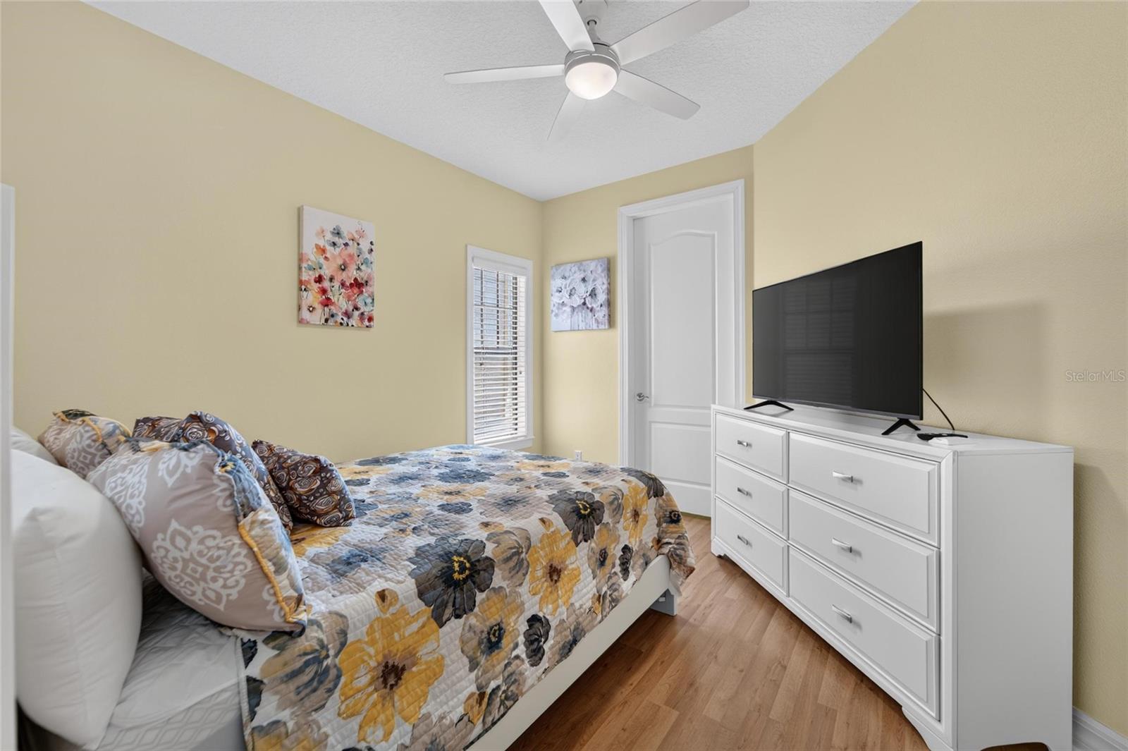 BRISA DEL MAR TWNHMS - Residential