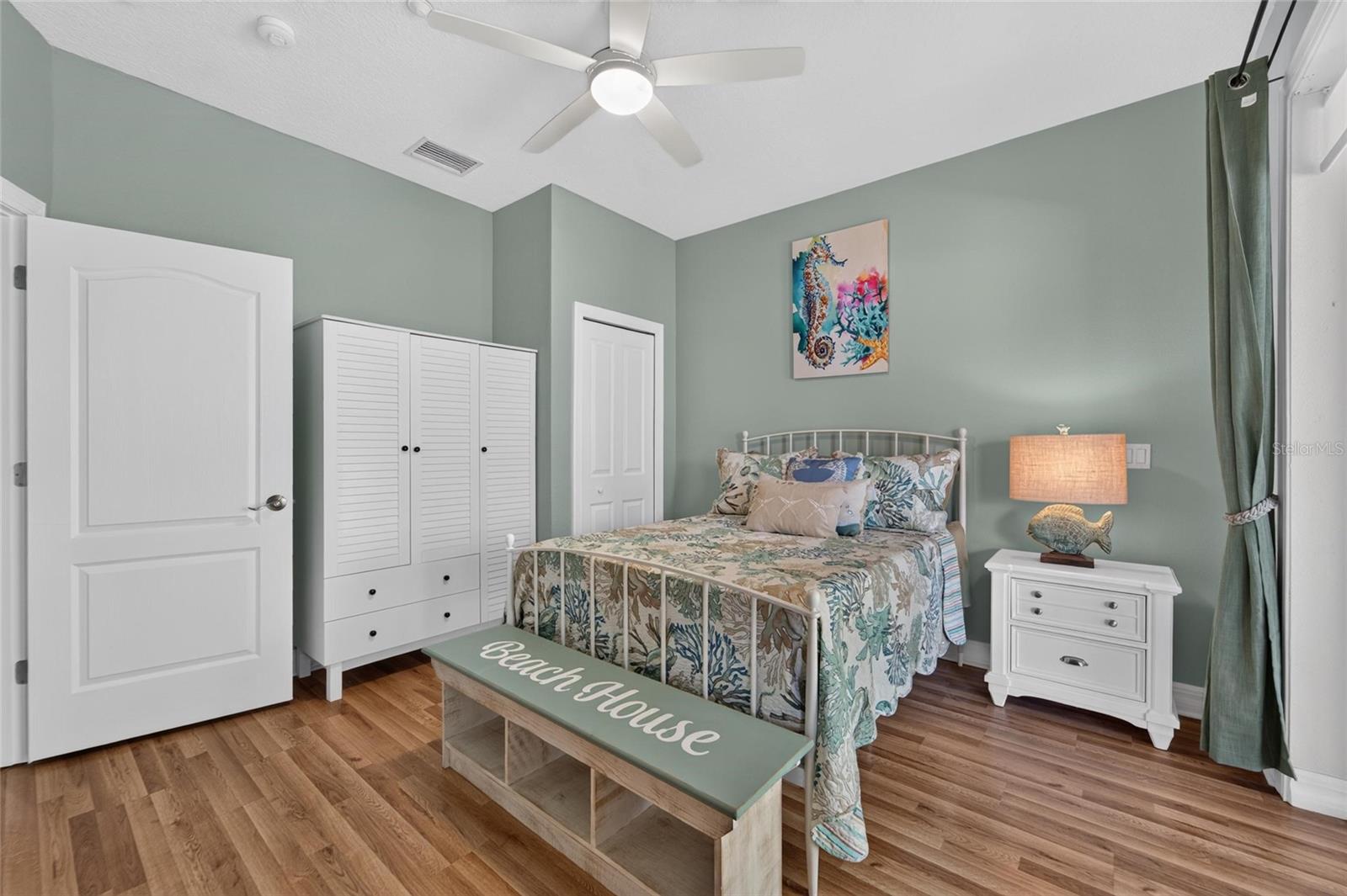 BRISA DEL MAR TWNHMS - Residential