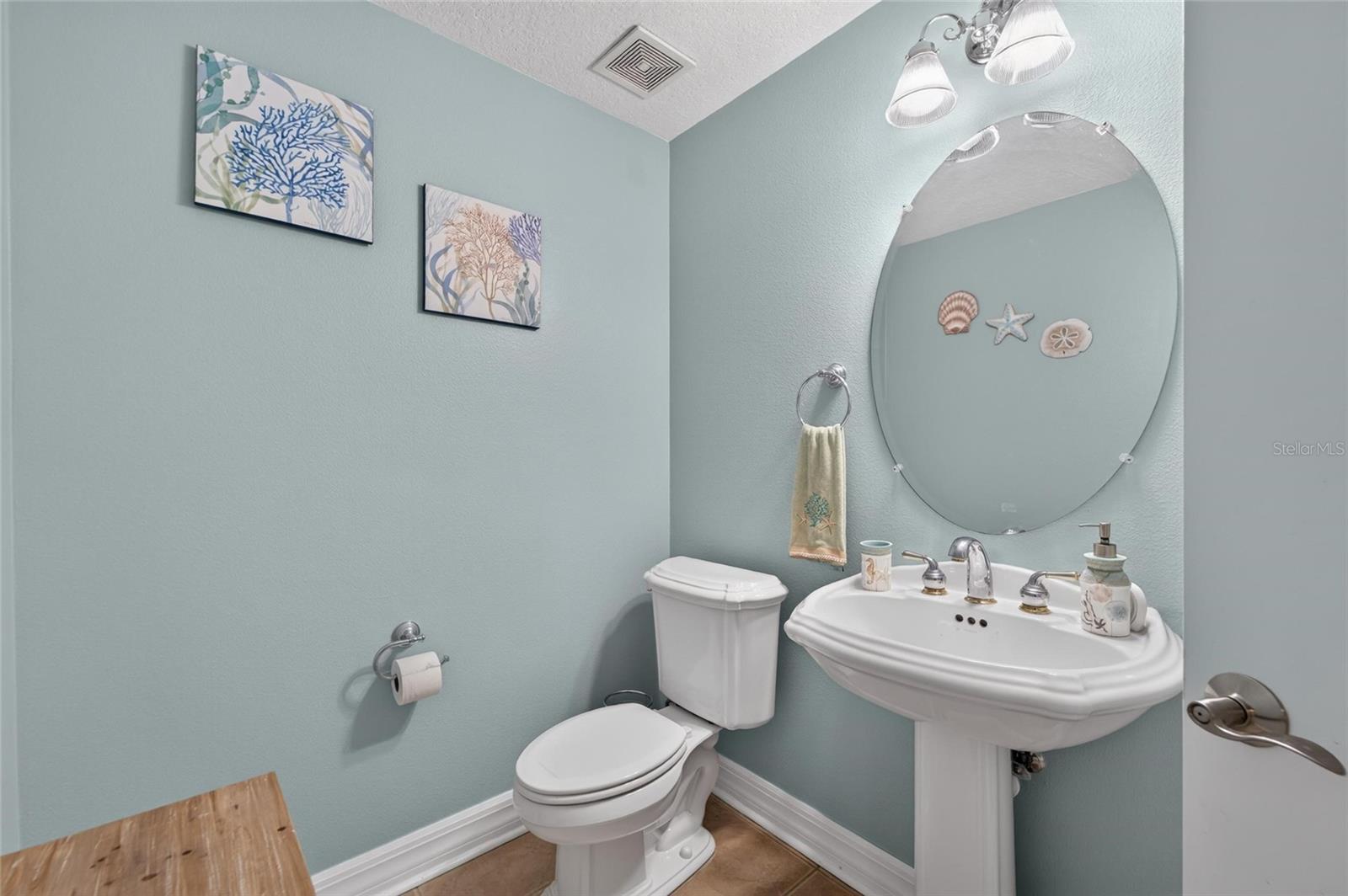 BRISA DEL MAR TWNHMS - Residential