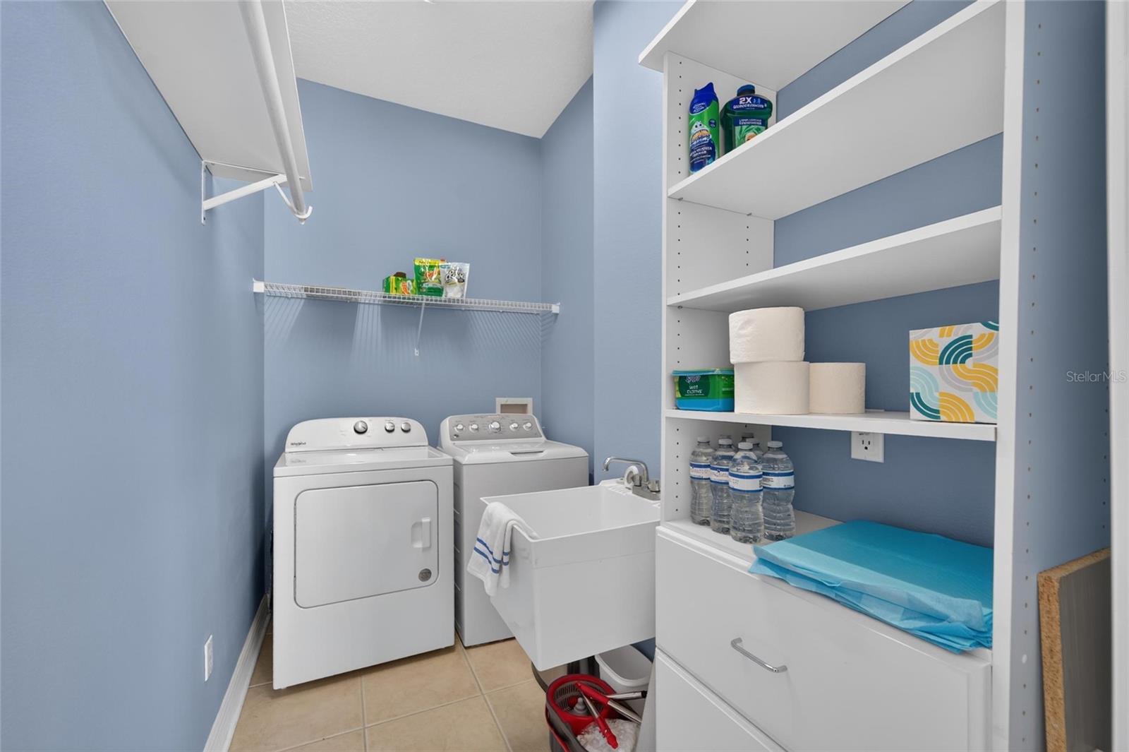 BRISA DEL MAR TWNHMS - Residential