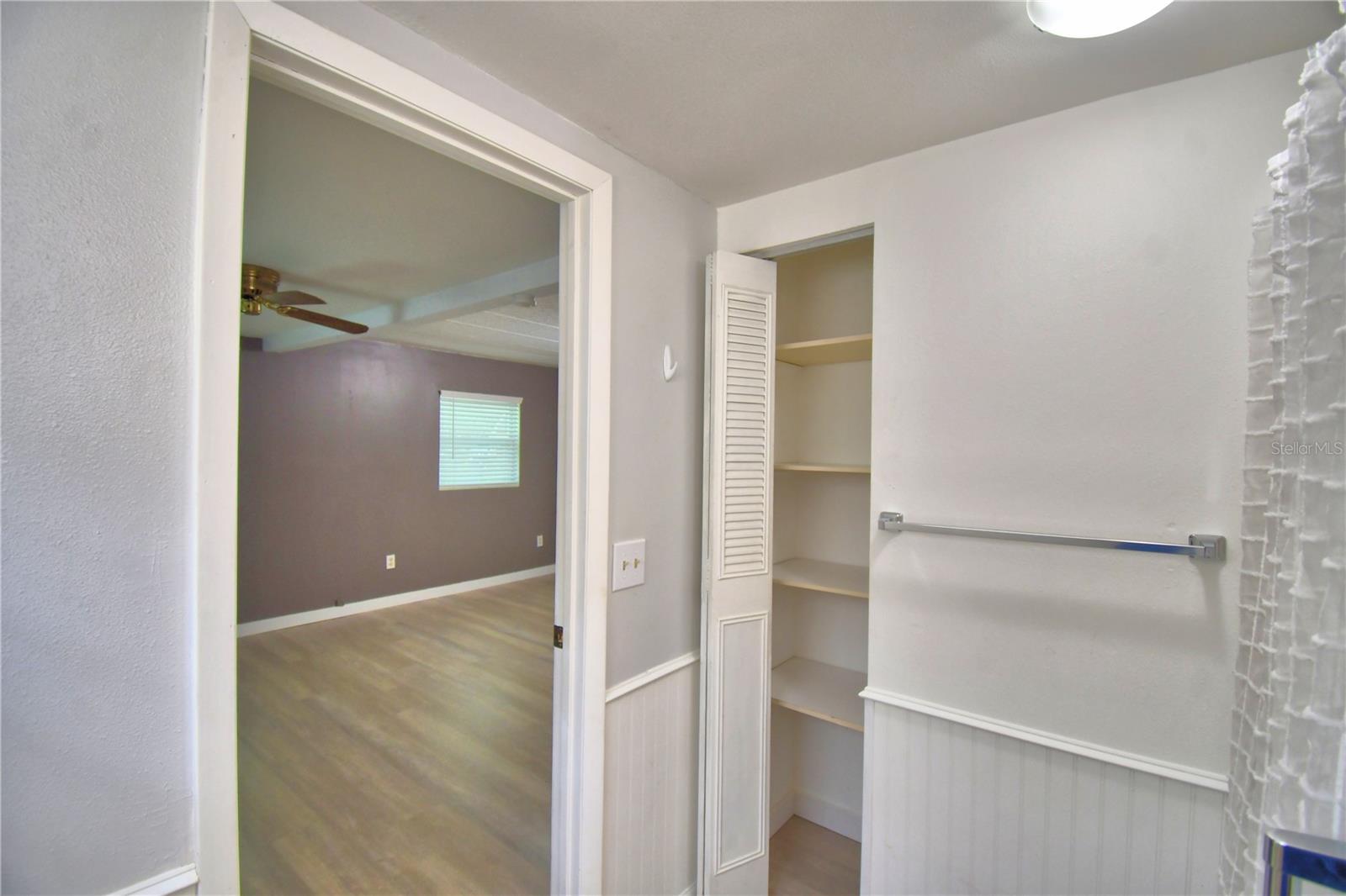 ARIANA SHORES MHP - Residential