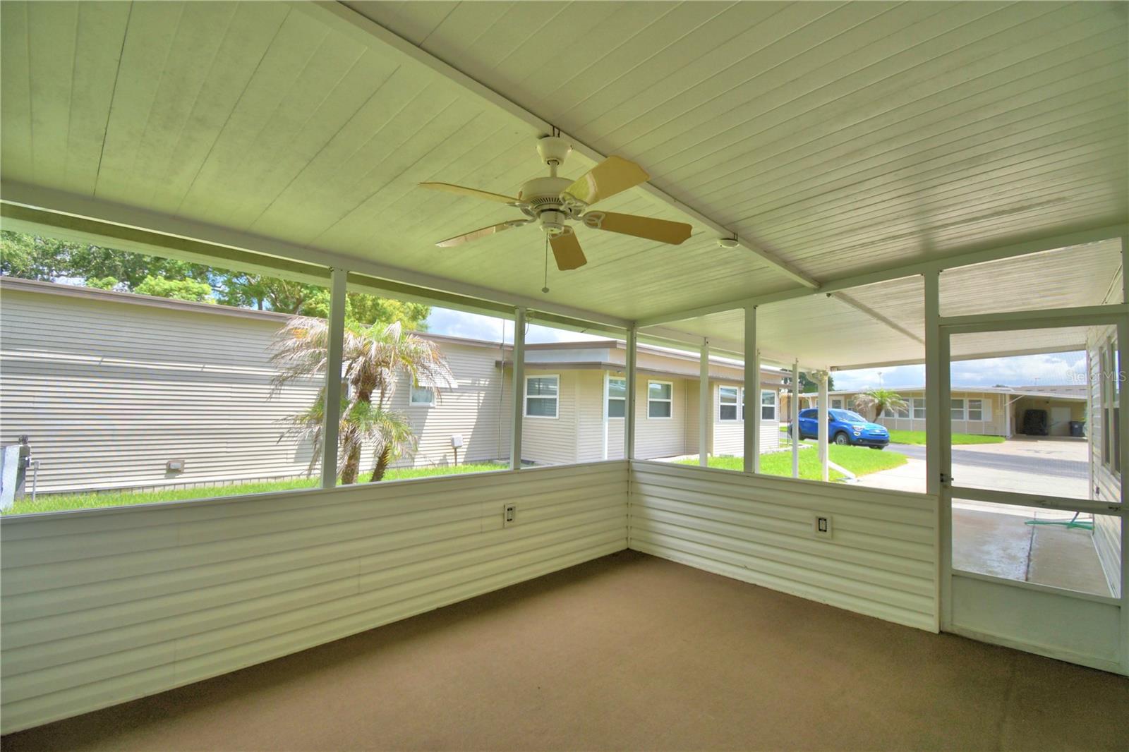 ARIANA SHORES MHP - Residential